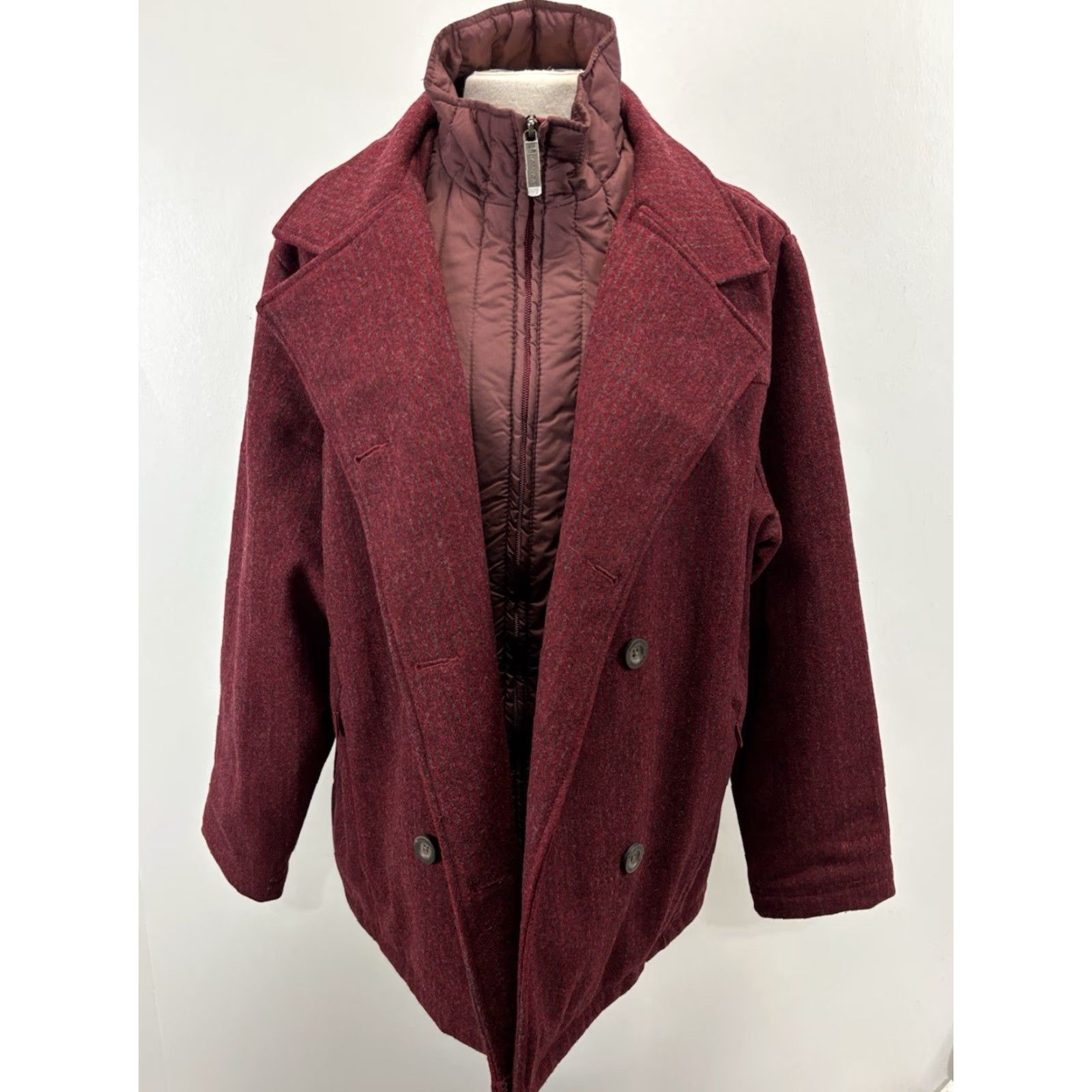 Vintage Woolrich Wool Blend Pea Coat Women’s XL Burgundy Double Breasted Inner Layer Coat Women XL Burgundy Wool Blend Pea Coat Females Vintage? No. Size XL / US 12-14 / IT 48-50 - 5 Thumbnail