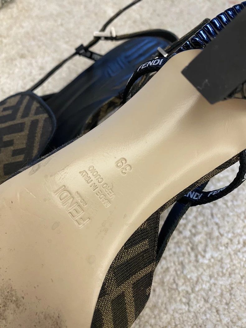 Vetements Vetements Chelsea 39 2900 Size US 6 / EU 39 - 8 Thumbnail