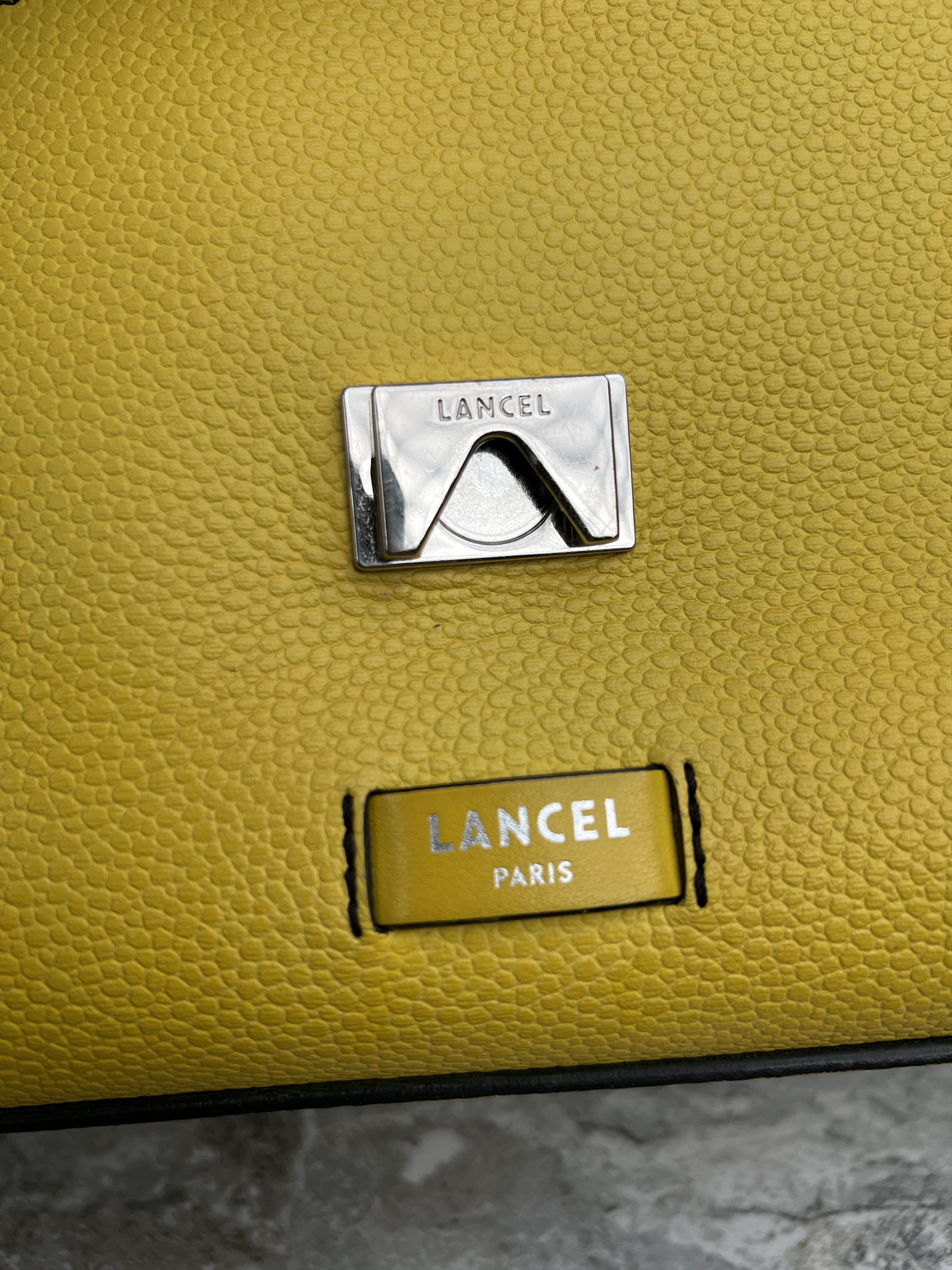 Lancel Ninon De Lancel Flap Bag Handbag Crossbody Shoulder Bag Size ONE SIZE - 9 Thumbnail