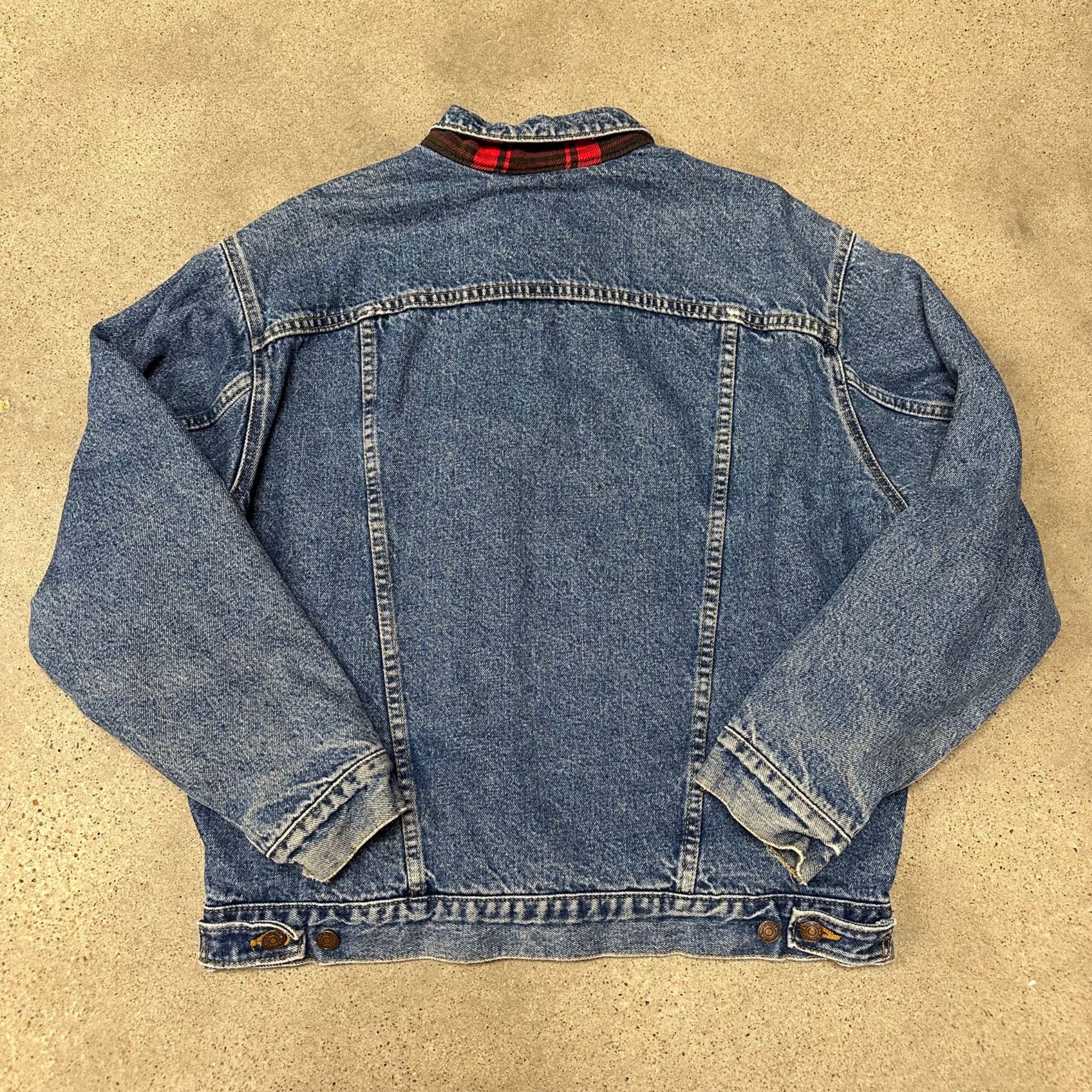 Levi's × Vintage Vintage Levi’s Flannel/Blanket Liked Denim Trucker Jacket Size US L / EU 52-54 / 3 - 2 Thumbnail