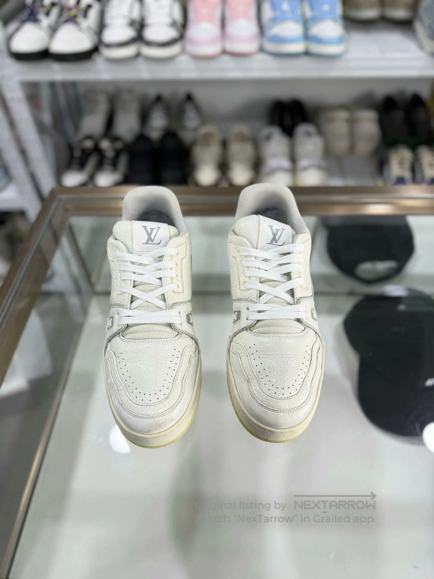 Louis Vuitton Louis Vuitton LV Trainer Sneakers for Men. Size US 9.5 / EU 42-43 - 2 Thumbnail