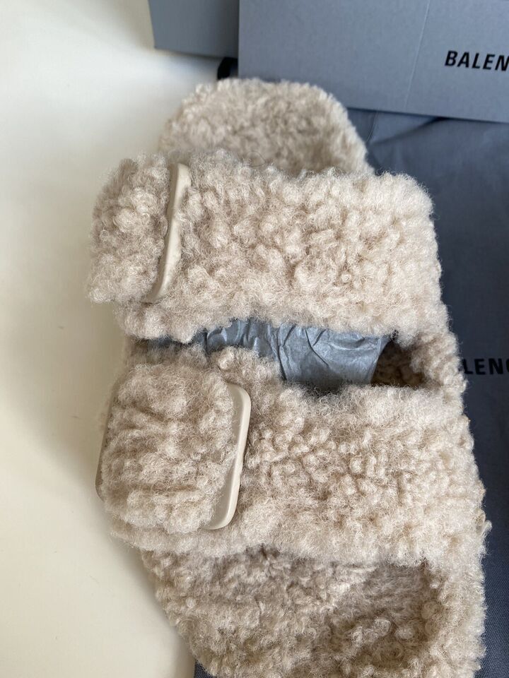Balenciaga o1in1g1223 Sandal in Tan Size US 8 / EU 41 - 2 Thumbnail