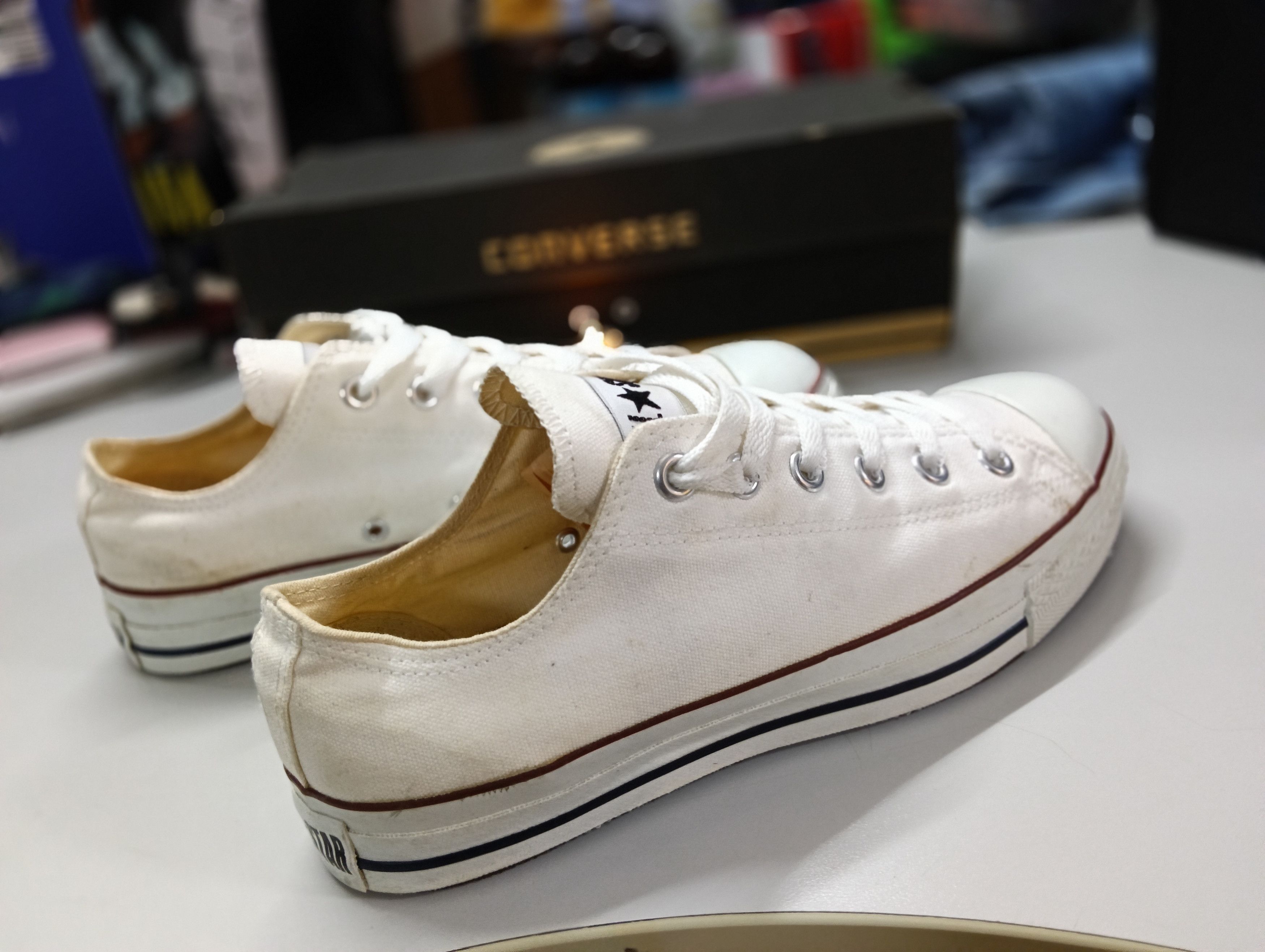 Converse Vintage Converse all stars white US 7/ EU 40 Size US 7 / EU 40 - 4 Thumbnail