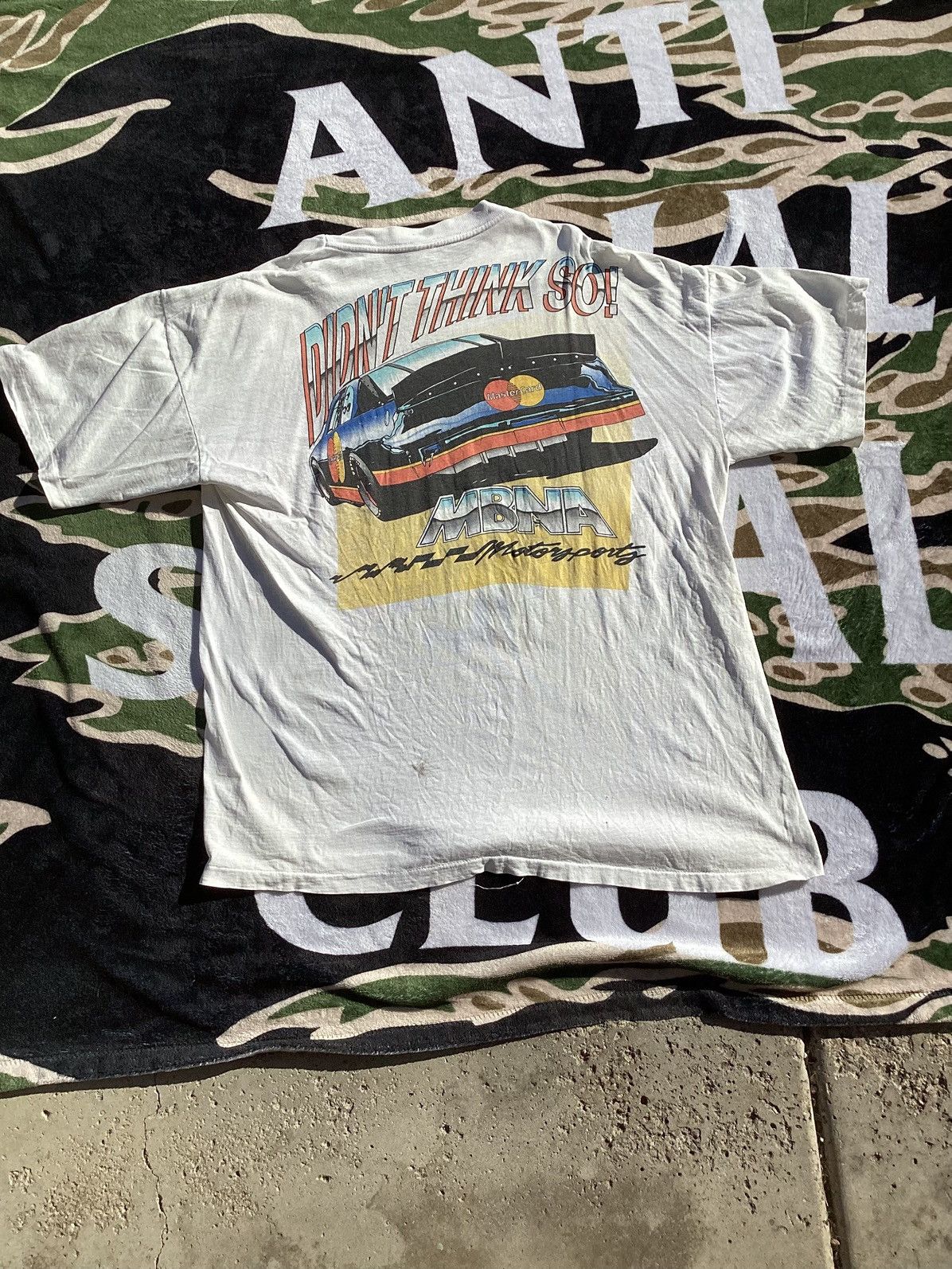 NASCAR Vtg 1996 NASCAR catch us if you can MasterCard racing Tee Size US L / EU 52-54 / 3 - 3 Thumbnail