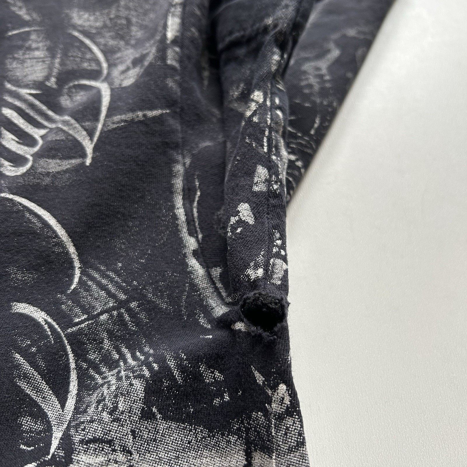 Vintage Vintage Y2K Pirate Skull AOP Shirt Large Faded Distressed Size US L / EU 52-54 / 3 - 7 Thumbnail