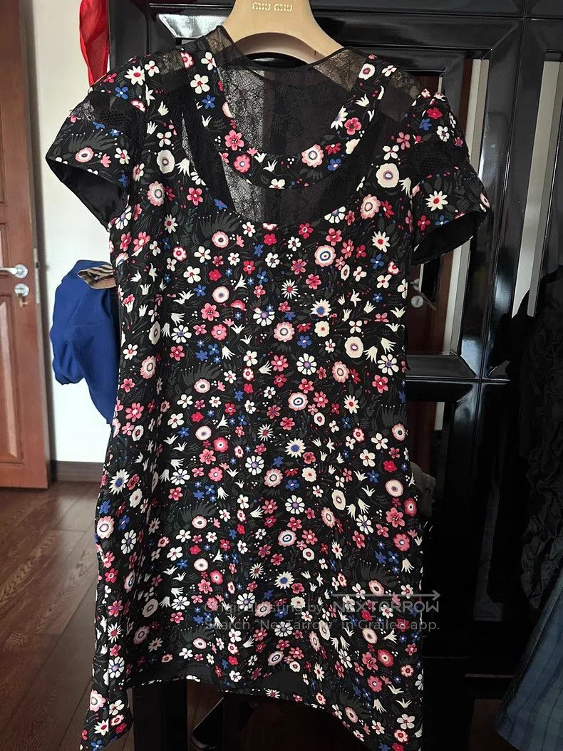 Valentino Valentino Full silk dress Size S / US 4 / IT 40 - 1 Thumbnail