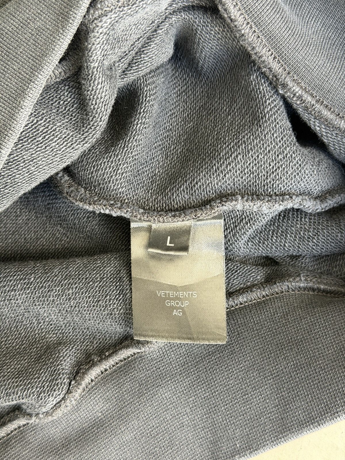 Vetements Vetements x Cradle of filth hoodie Size US L / EU 52-54 / 3 - 8 Thumbnail