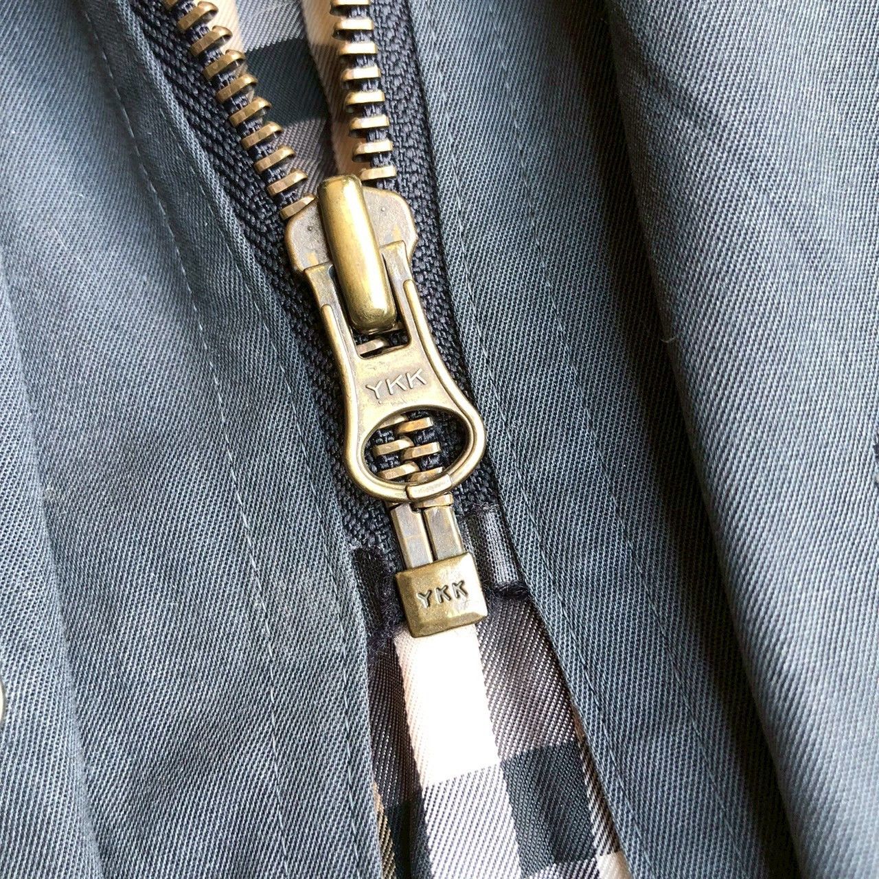 Burberry Burberry’s Vintage Parka with Hidden Hood & Nova Check Liner Size US XL / EU 56 / 4 - 9 Thumbnail