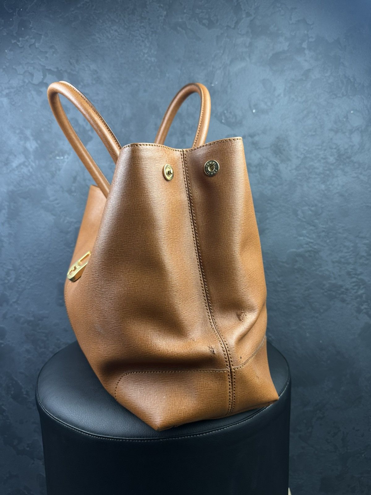 Fendi Fendi Brown Leather Chameleon Shopping Tote Bag Size ONE SIZE - 3 Thumbnail