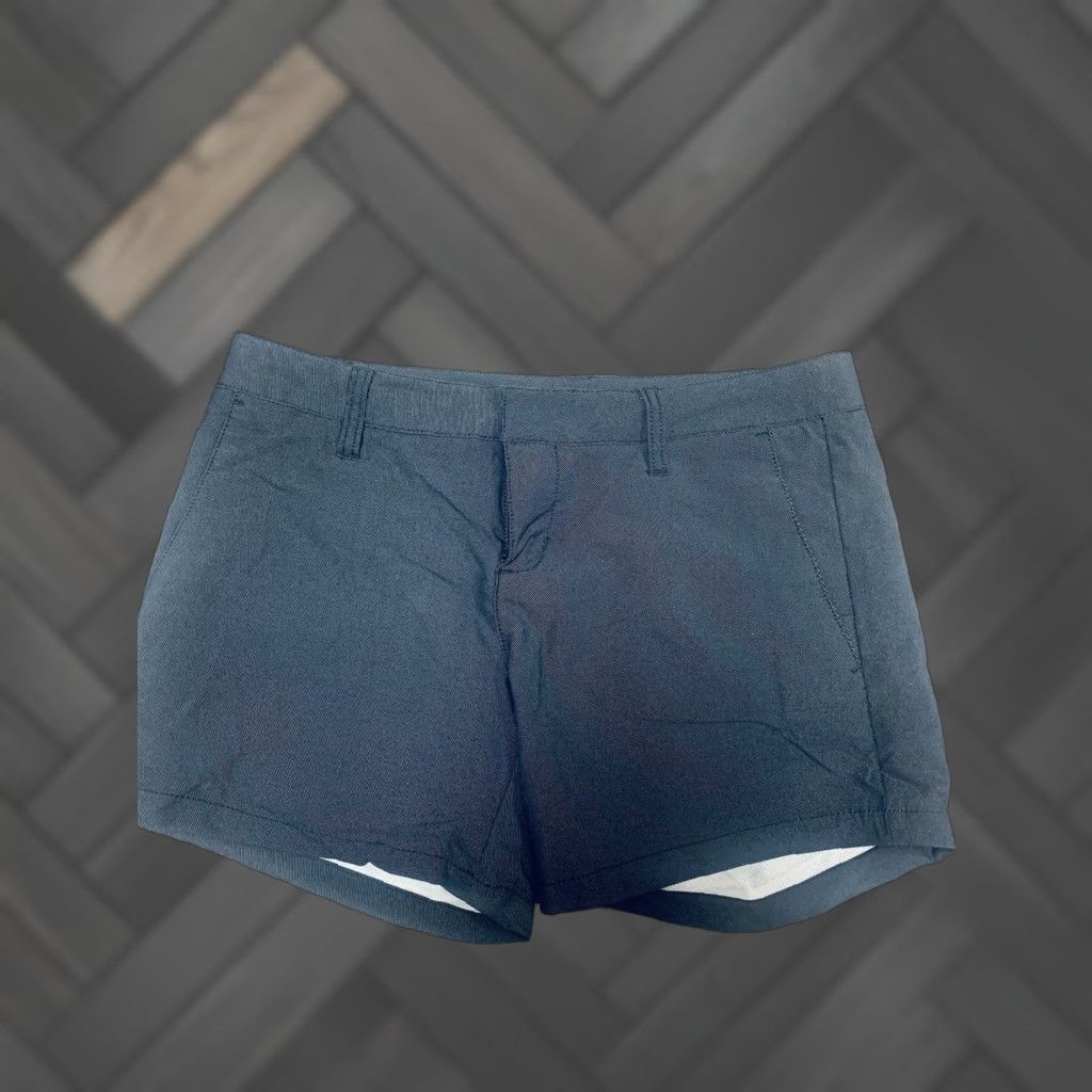 Hurley Hurley Nike Dry-Fit 5” Shorts Women’s Size 7 Smoke Grey, Gray, Pockets, Dri-fit, Activewear, Casual, Regular, Inseam 5 in, 4-Season Size 28" / US 6 / IT 42 - 1 Thumbnail