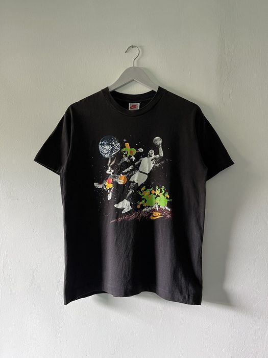 Nike 1993 Vintage Nike Space Jam - Jordan x Looney Toons T shirt | Grailed