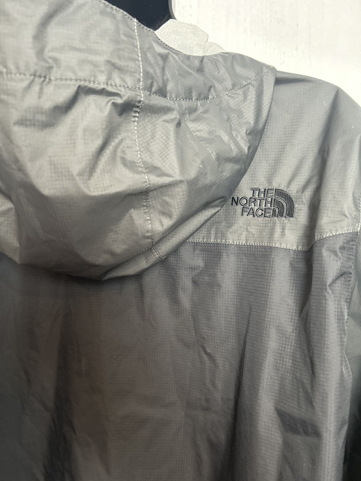 The North Face The North Face Men’s Black Hooded Windbreaker Jacket – Size US L / EU 52-54 / 3 - 4 Thumbnail