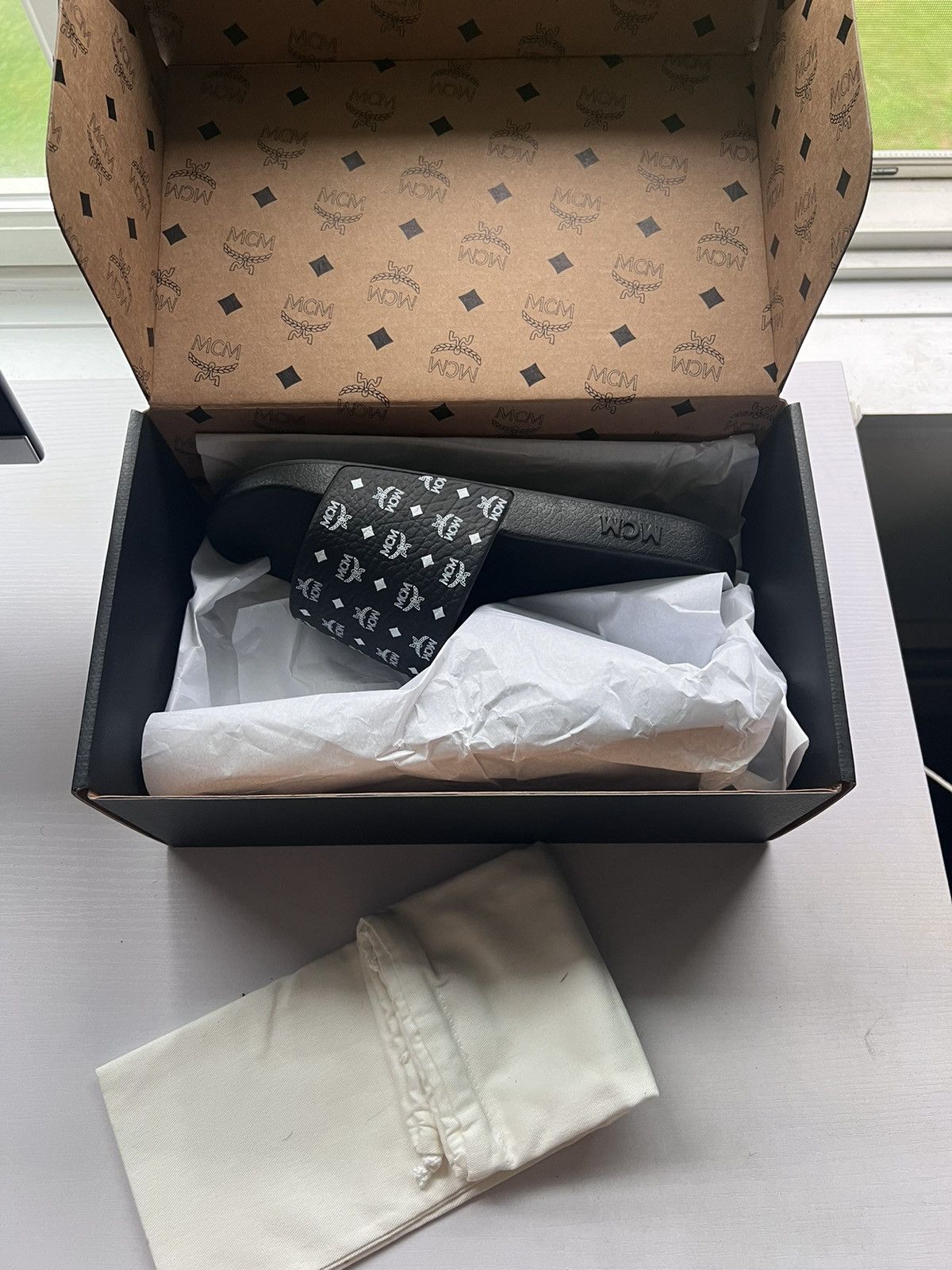 MCM Black monogram MCM Slides Size US 10 / EU 43 - 5 Thumbnail