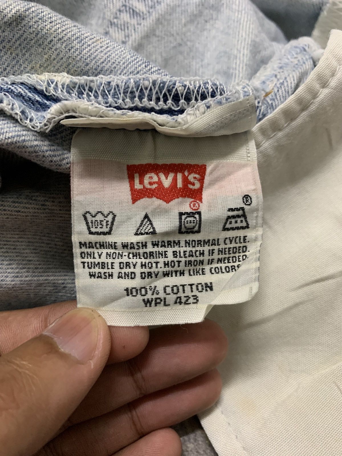 Levi's VTG Levi's 501 Light Wash Repaired Distressed Jeans Size US 35 - 13 Thumbnail