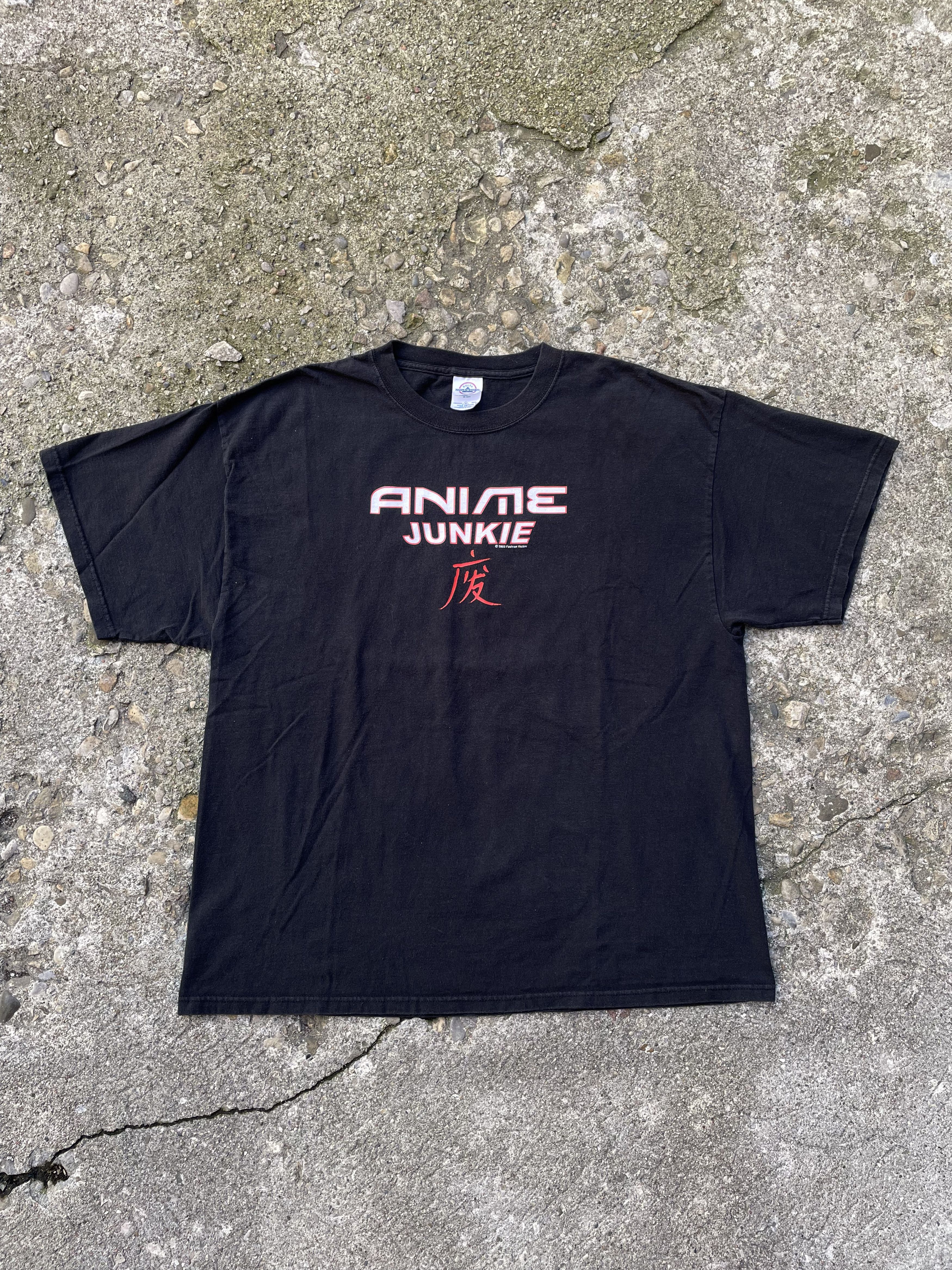 Fashion Victim × Vintage VTG 2003 Anime Junkie Fashion Victim Graphic T-Shirt Size US XL / EU 56 / 4 - 2 Thumbnail