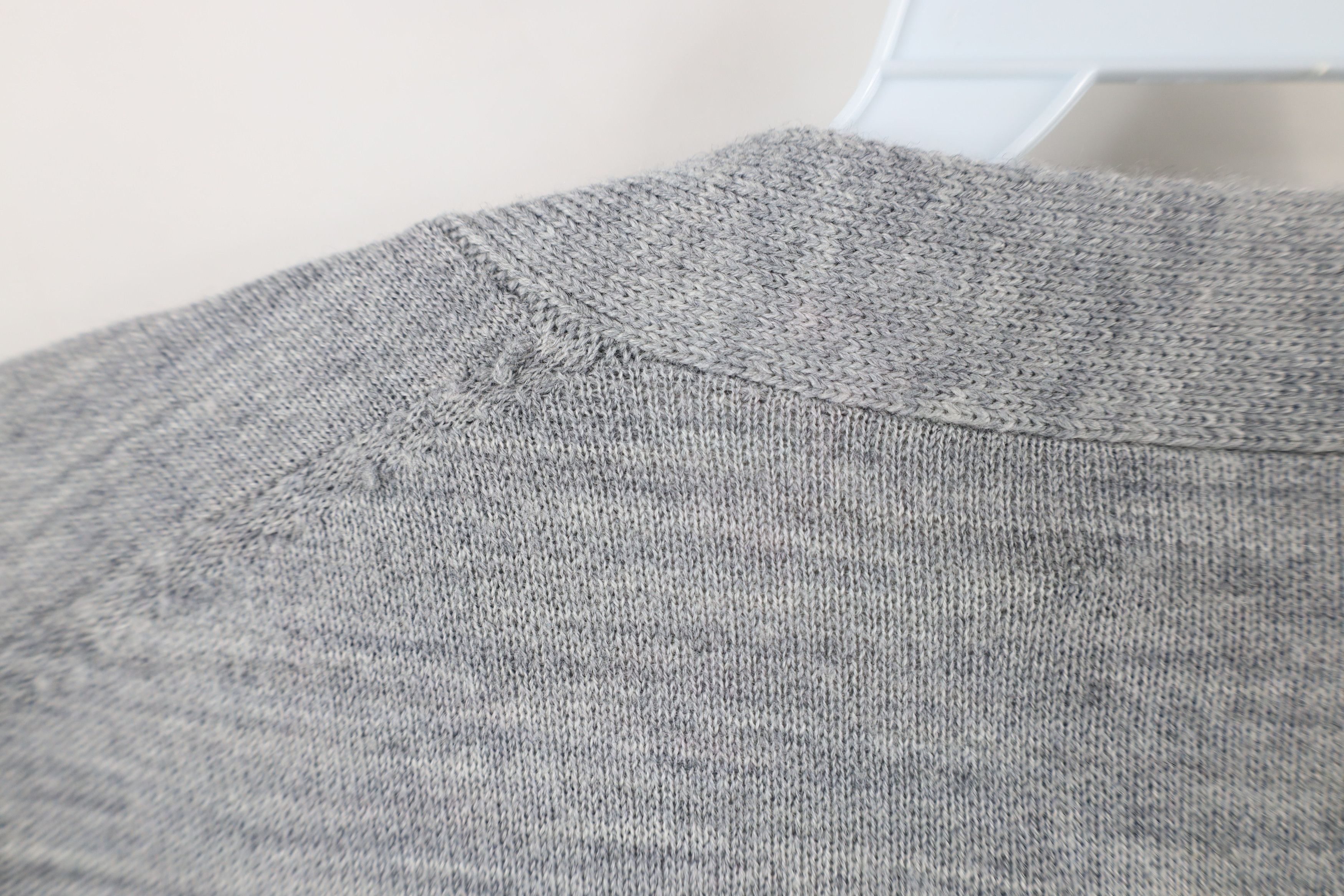 Abercrombie & Fitch × Vintage Vintage Y2K Abercrombie & Fitch Knit Cardigan Sweater Gray Size US S / EU 44-46 / 1 - 12 Thumbnail