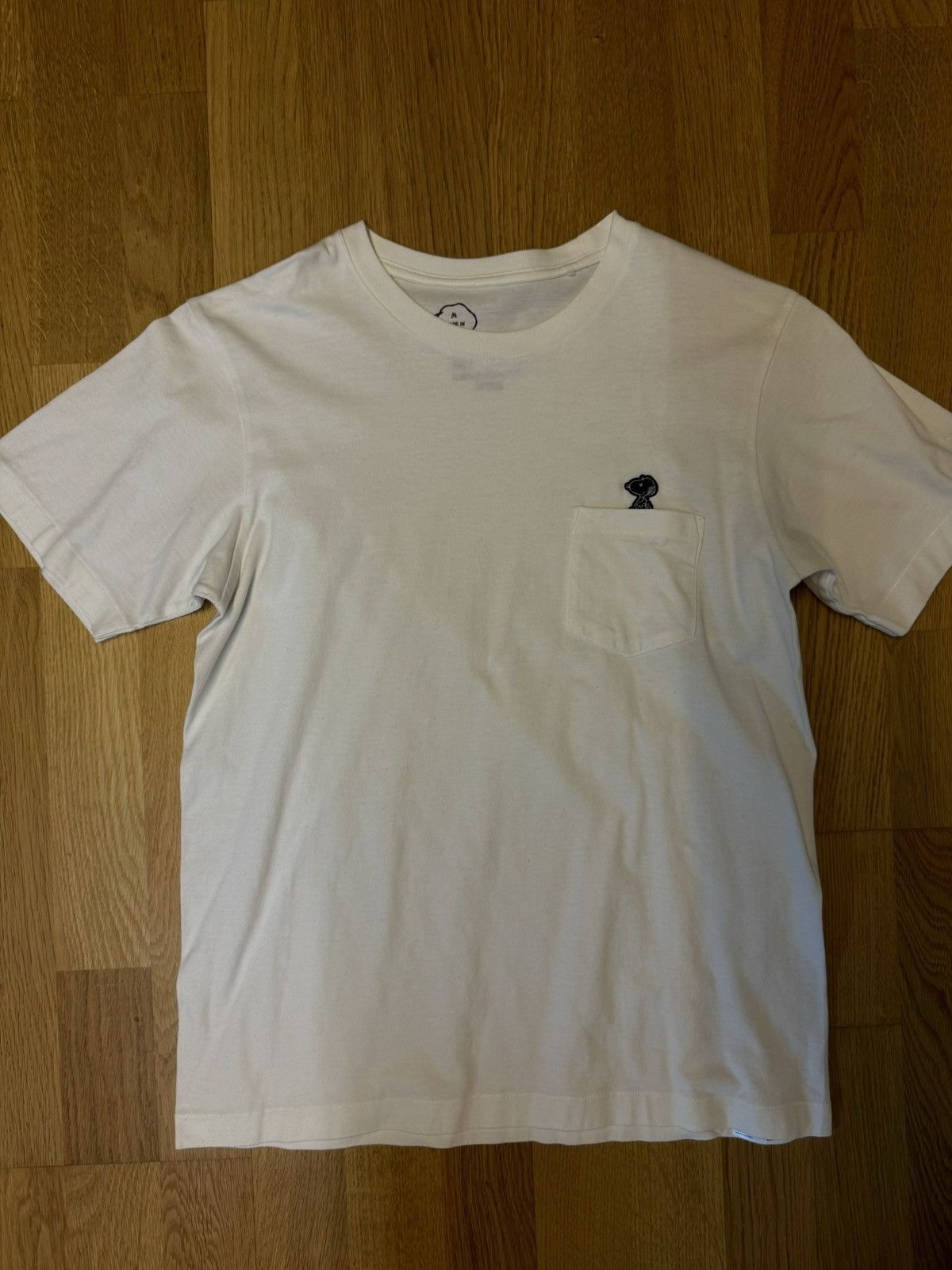 Kaws × Peanuts × Uniqlo Kaws x Uniqlo x Peanuts Snoopy Pocket Tee Size US M / EU 48-50 / 2 - 1 Thumbnail
