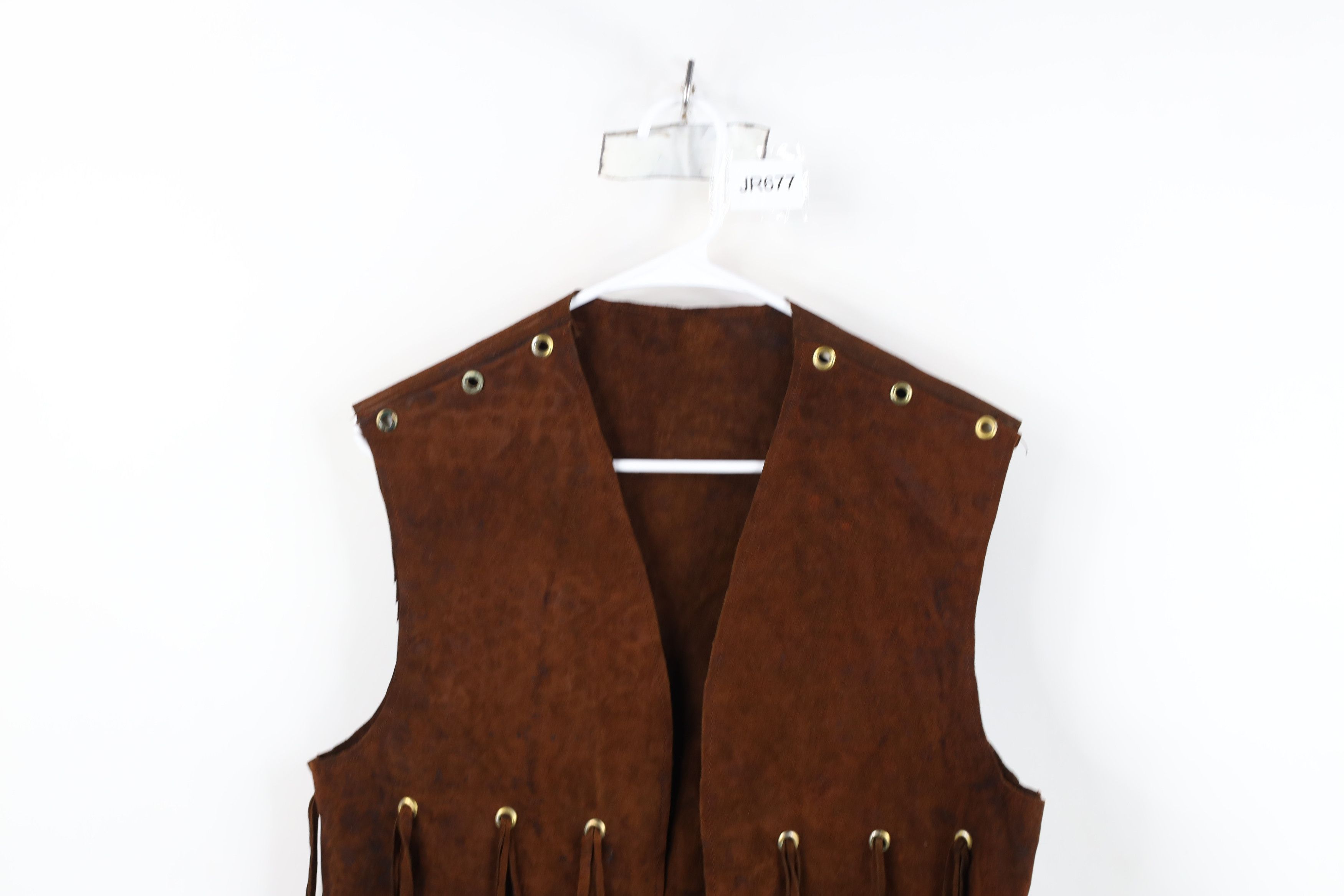 Vintage Vintage 60s 70s Boho Chic Fringed Suede Leather Vest USA Size L / US 10 / IT 46 - 2 Thumbnail