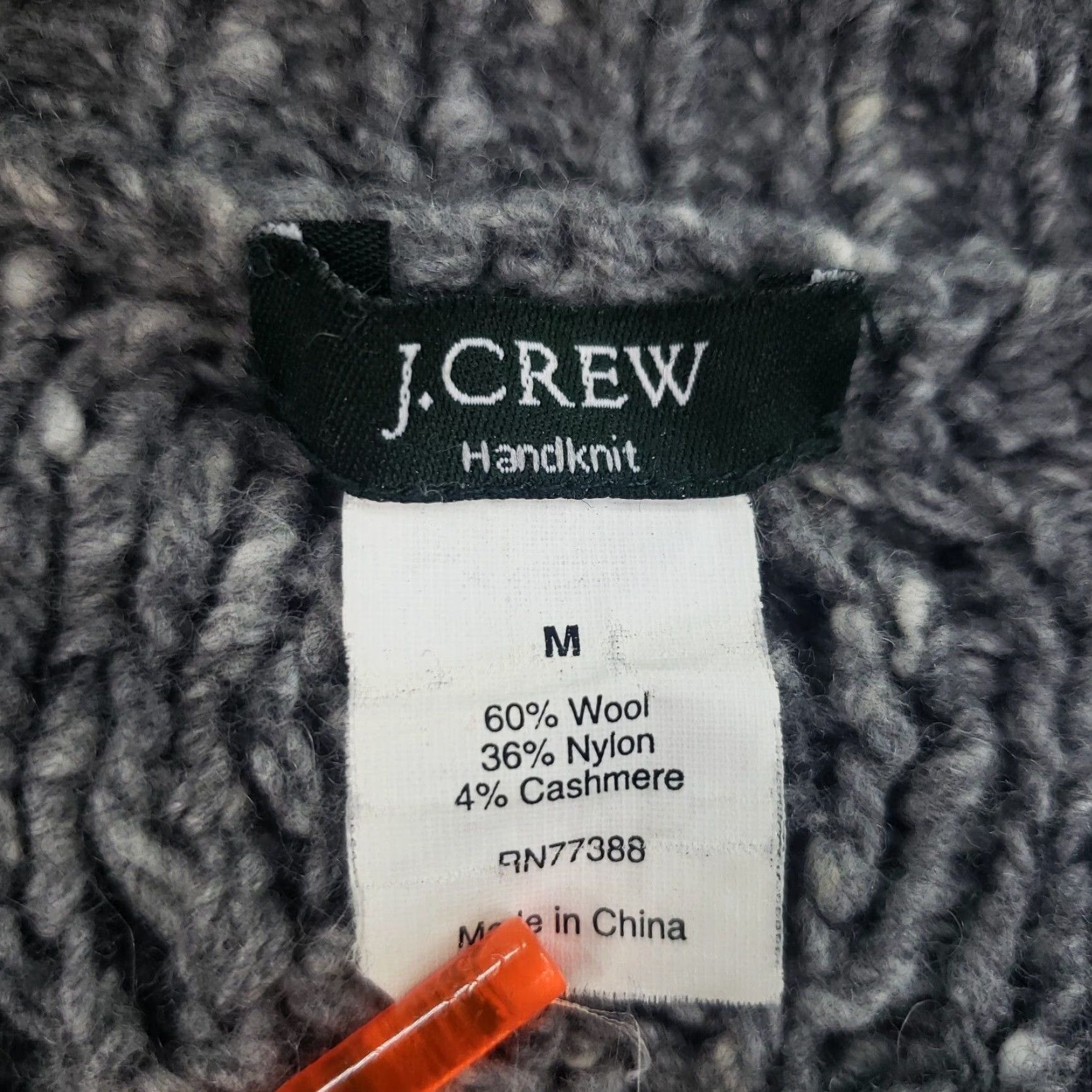 J.Crew J.CREW Sweater Womens M Gray Long Sleeve Cable Knit Button Front Handknit Size M / US 6-8 / IT 42-44 - 5 Thumbnail