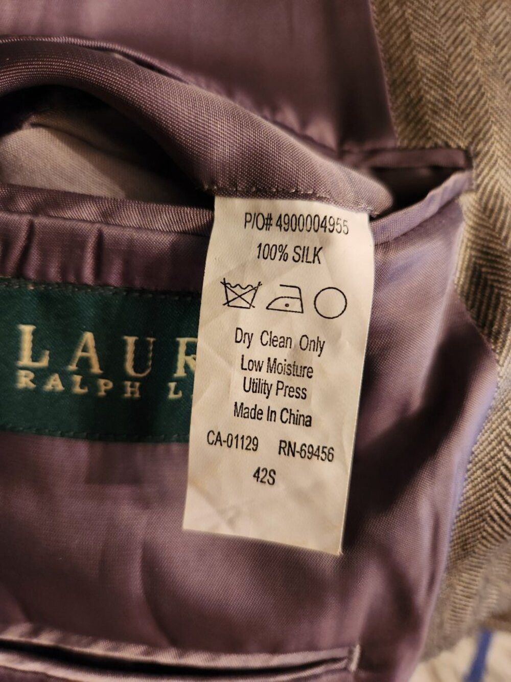 Ralph Lauren Ralph Lauren men's gray 100%silk sport coat blazer size: 42S Size 42S - 3 Thumbnail