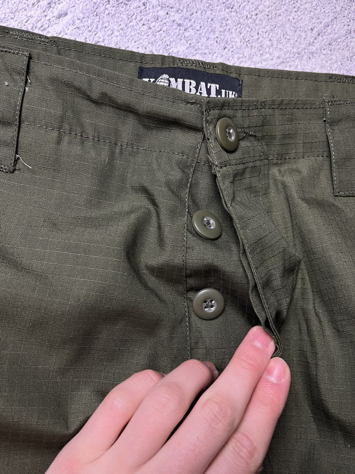 Japanese Brand RARE VINTAGE FADED STREETWEAR CAMO CARGO PANTS Y2K Size US 36 / EU 52 - 12 Thumbnail