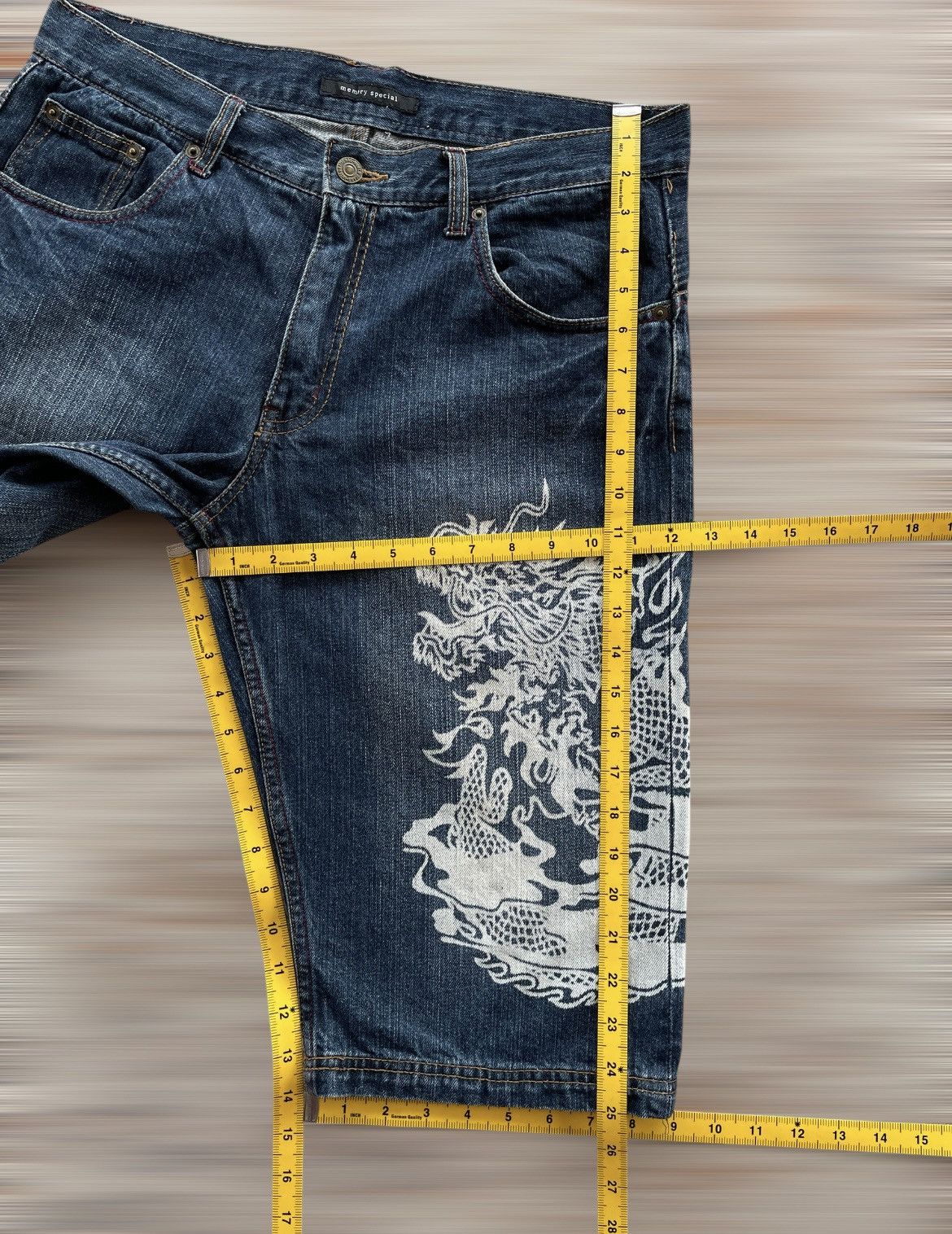 Designer × Japanese Brand MEMORY SPECIAL DRAGON PRINTED SHORT Size US 34 / EU 50 - 11 Thumbnail
