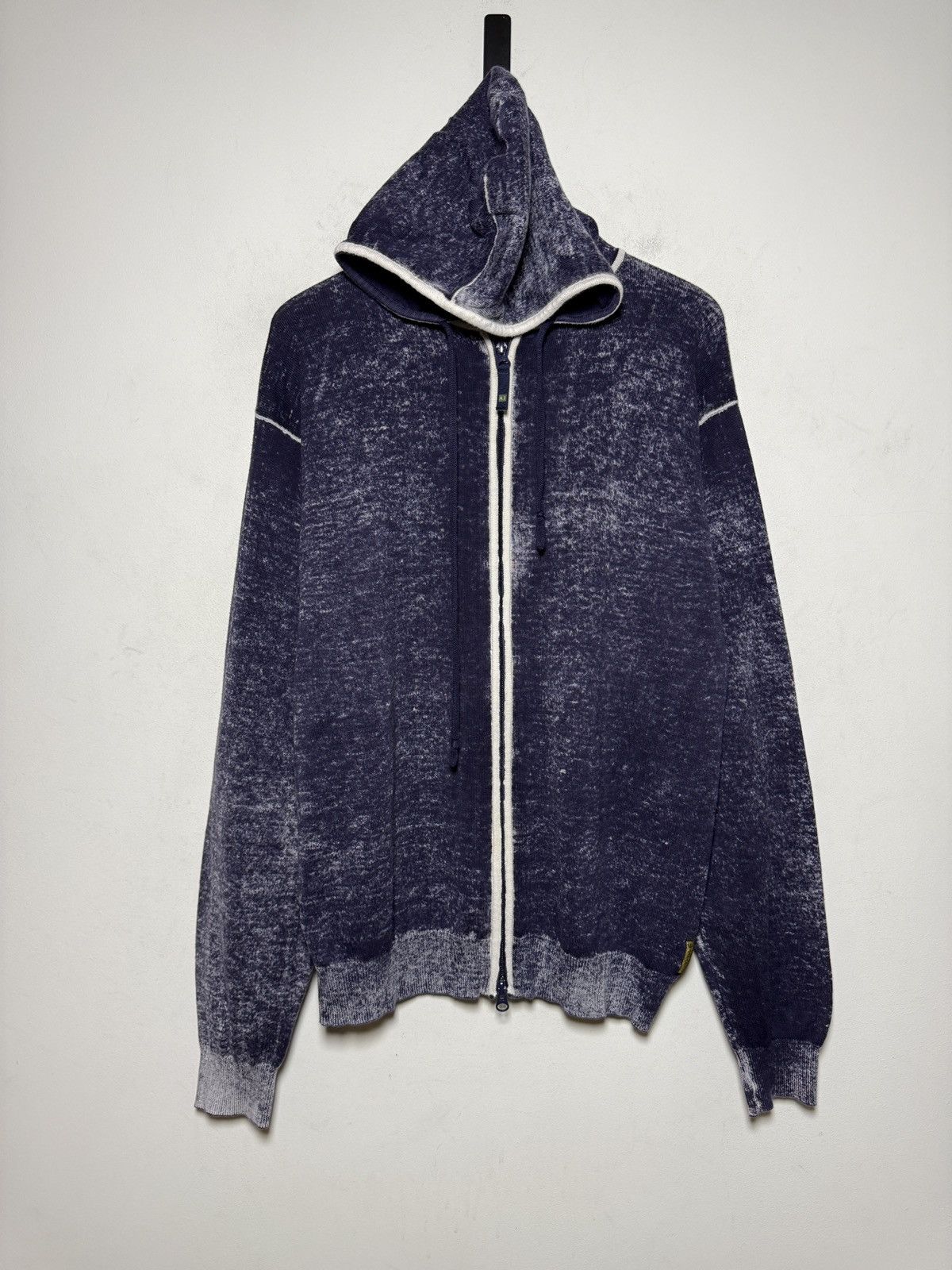 Giorgio Armani Armani Jeans zip hoodie in a washed navy tone hand corrosion Size US L / EU 52-54 / 3 - 2 Thumbnail