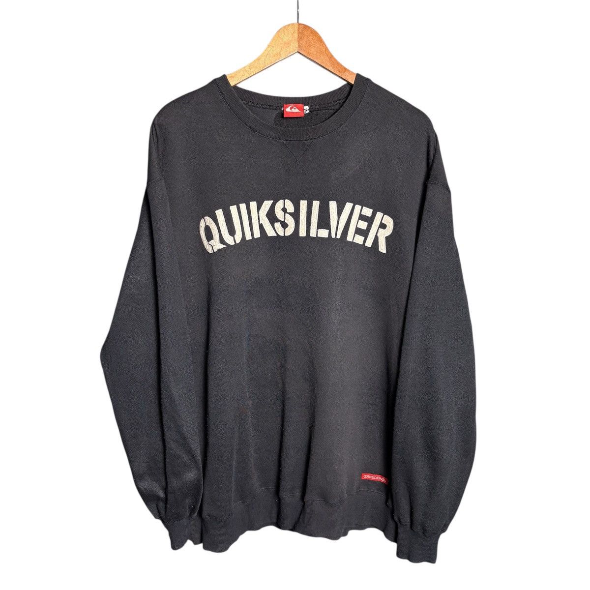 Quiksilver Vintage Quiksilver Embroidery Logo Distressed Sweatshirt Size US XL / EU 56 / 4 - 1 Thumbnail