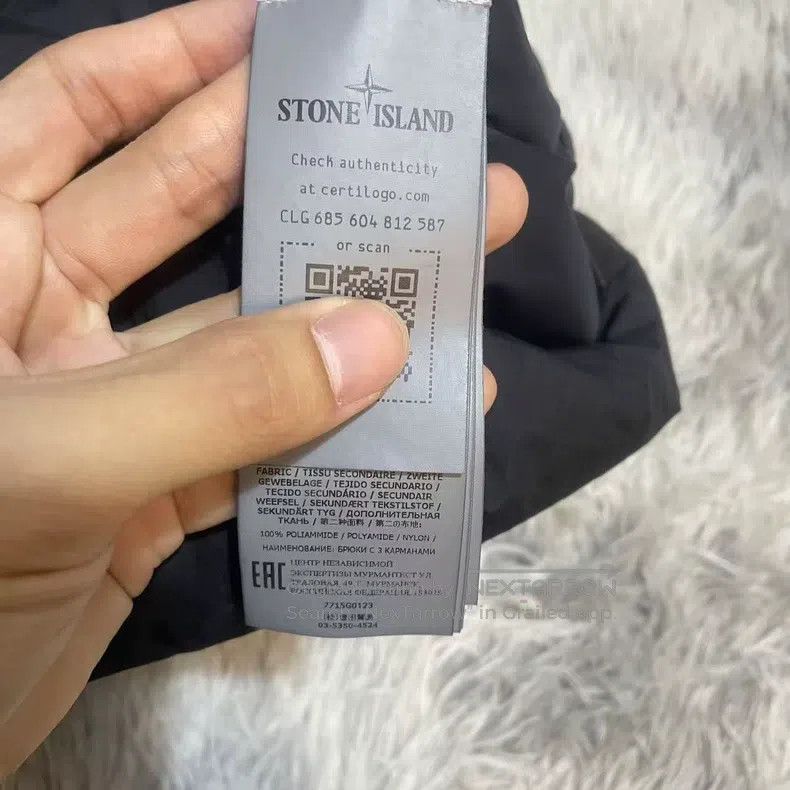 Stone Island Stone Island Down Vest Jacket Black Color Size L Size US L / EU 52-54 / 3 - 6 Thumbnail