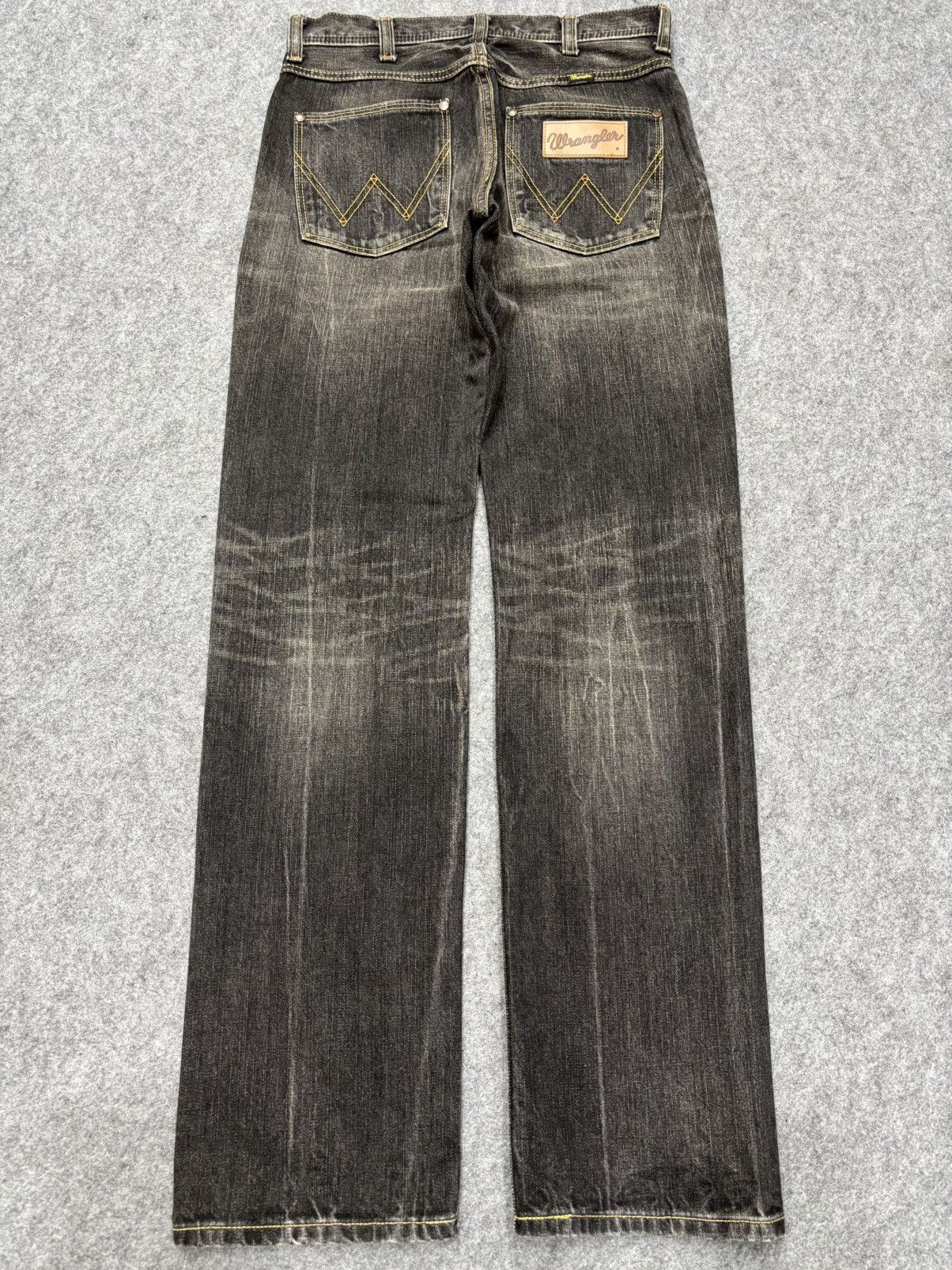 Wrangler 💥90s Style💥Wrangler Black Mudwash Sick Fades Denim F660 Size US 30 / EU 46 - 17 Thumbnail