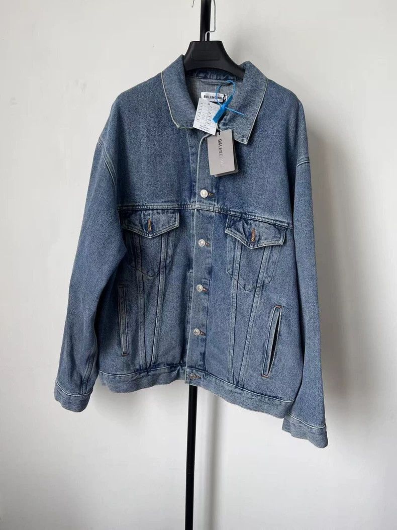 Balenciaga Balenciaga size 36 Classic washed denim oversized jacket j Size US S / EU 44-46 / 1 - 2 Thumbnail