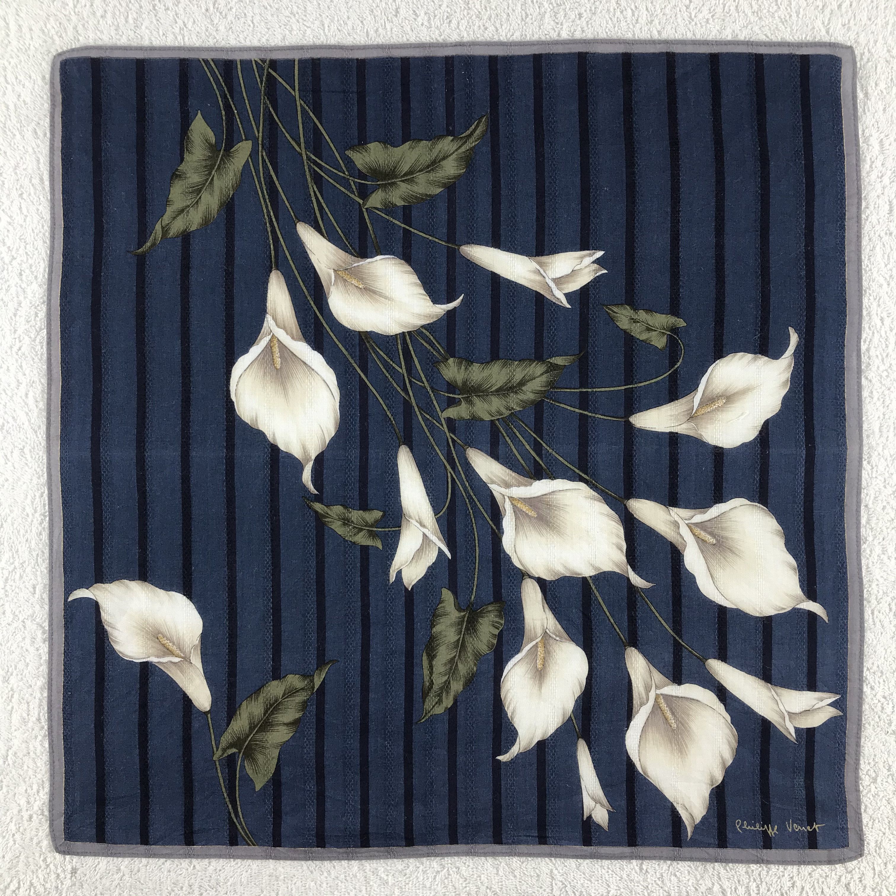 Vintage Philippe Venet Bandana / Handkerchief / Neckerchief - S280 Size ONE SIZE - 1 Thumbnail