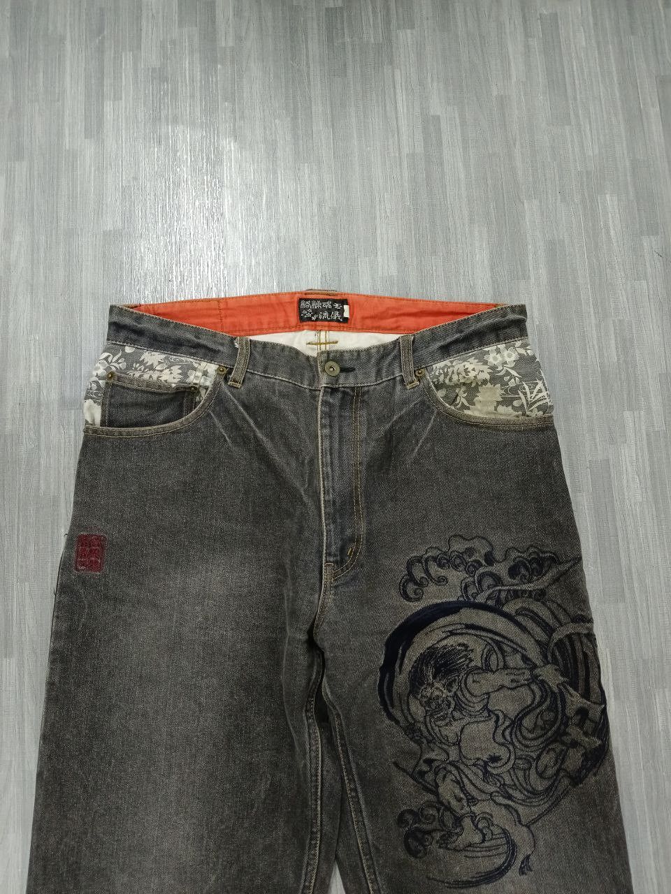 Japanese Brand RARE KARAKURI TAMASHI MULTIPOCKET EMBROIDED FUJIIN RAIIJIN Size US 34 / EU 50 - 4 Thumbnail