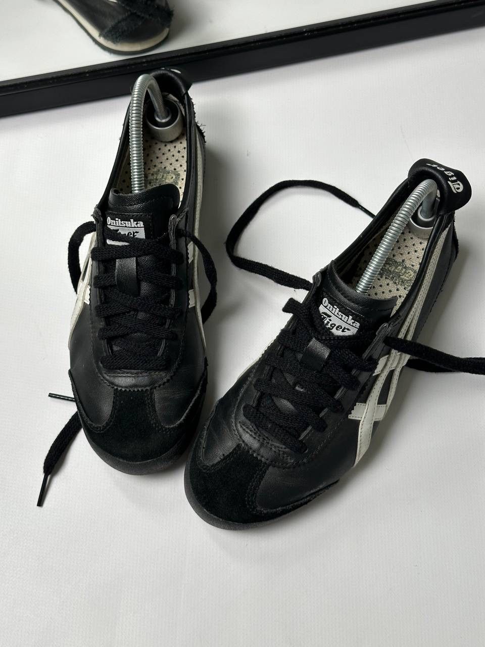 Asics 🔥Vintage Rare ASICS ONITSUKA TIGER Mexico 66 Black Leather Size US 7.5 / IT 37.5 - 7 Thumbnail