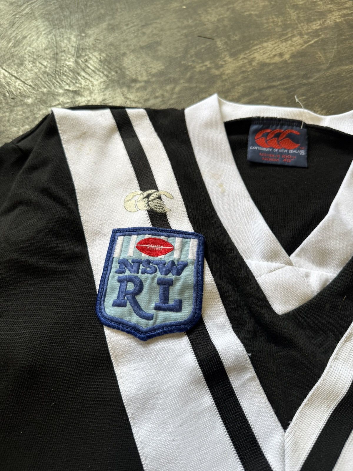 Canterbury of New Zealand 1992 WESTERN SUBURBS MAGPIES RUGBY BY CANTERBURY SHIRT Size US M / EU 48-50 / 2 - 4 Thumbnail