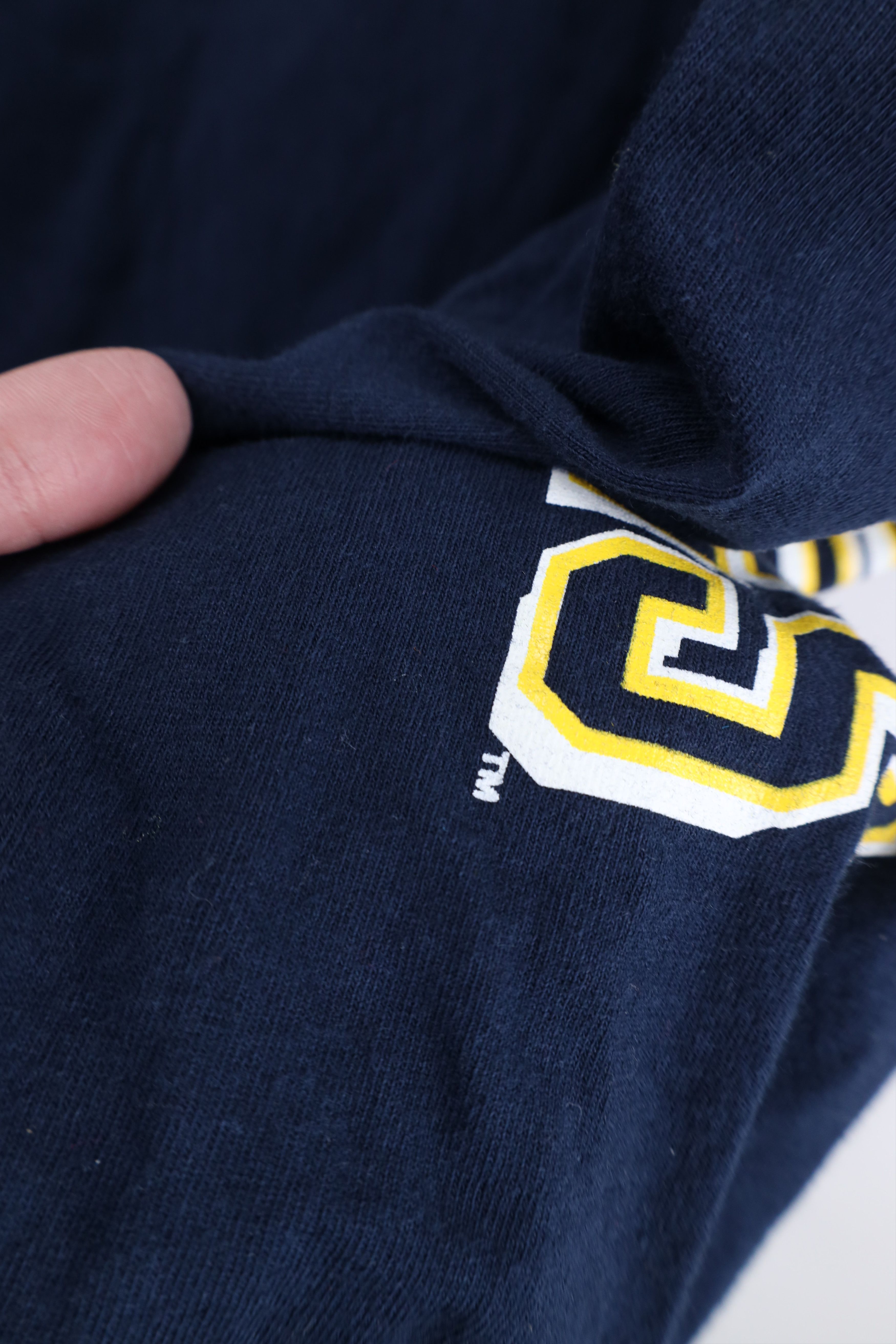 Jansport Vintage JanSport University of Michigan Long Sleeve T-Shirt Size US XL / EU 56 / 4 - 6 Thumbnail