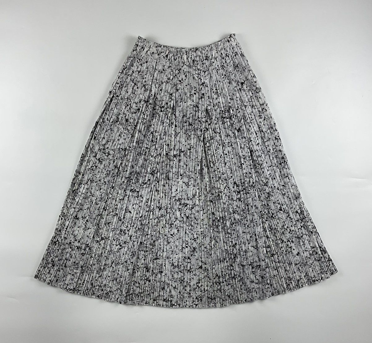 Issey Miyake Issey Miyake Pleats Please Pleated Marble Skirt Size 28" / US 6 / IT 42 - 1 Thumbnail