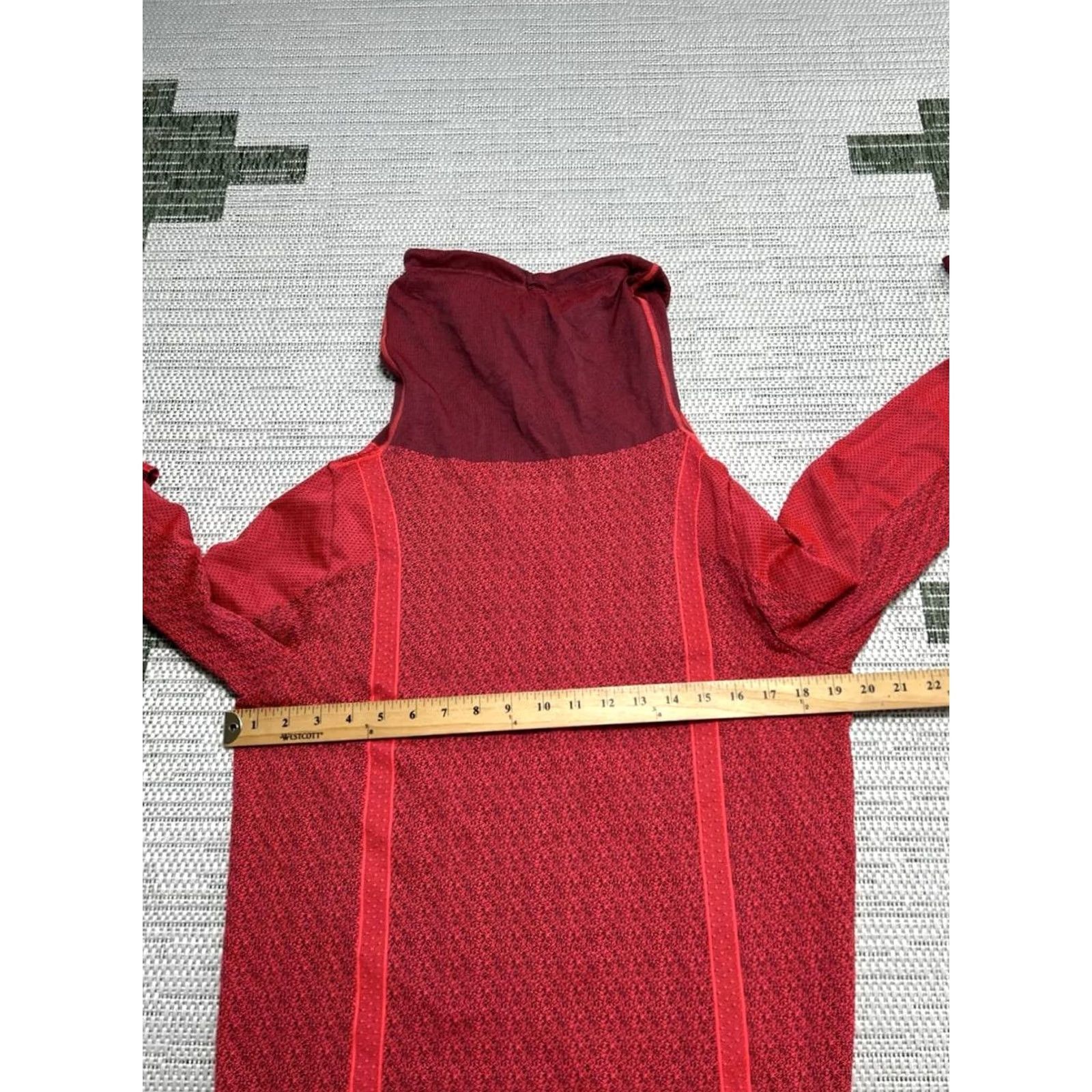 Under Armour Under armour Top Womens L Red Threadborne Heatgear Cowl High Neck Running Size L / US 10 / IT 46 - 6 Thumbnail