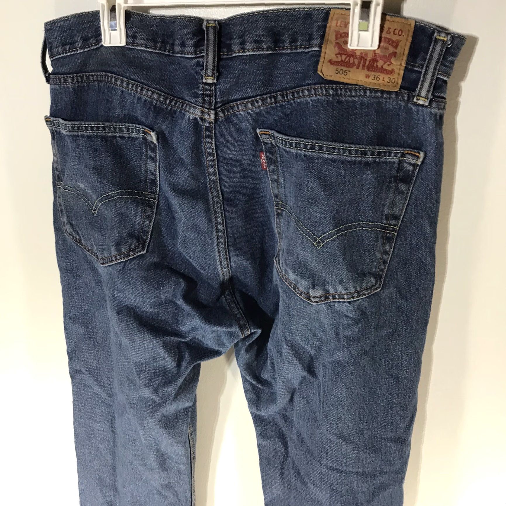 Levi's Levi's 505 Jeans Mens Regular Fit Size 36X30 Blue Medium Wash Straight 5-Pocket USA Size US 36 / EU 52 - 6 Thumbnail