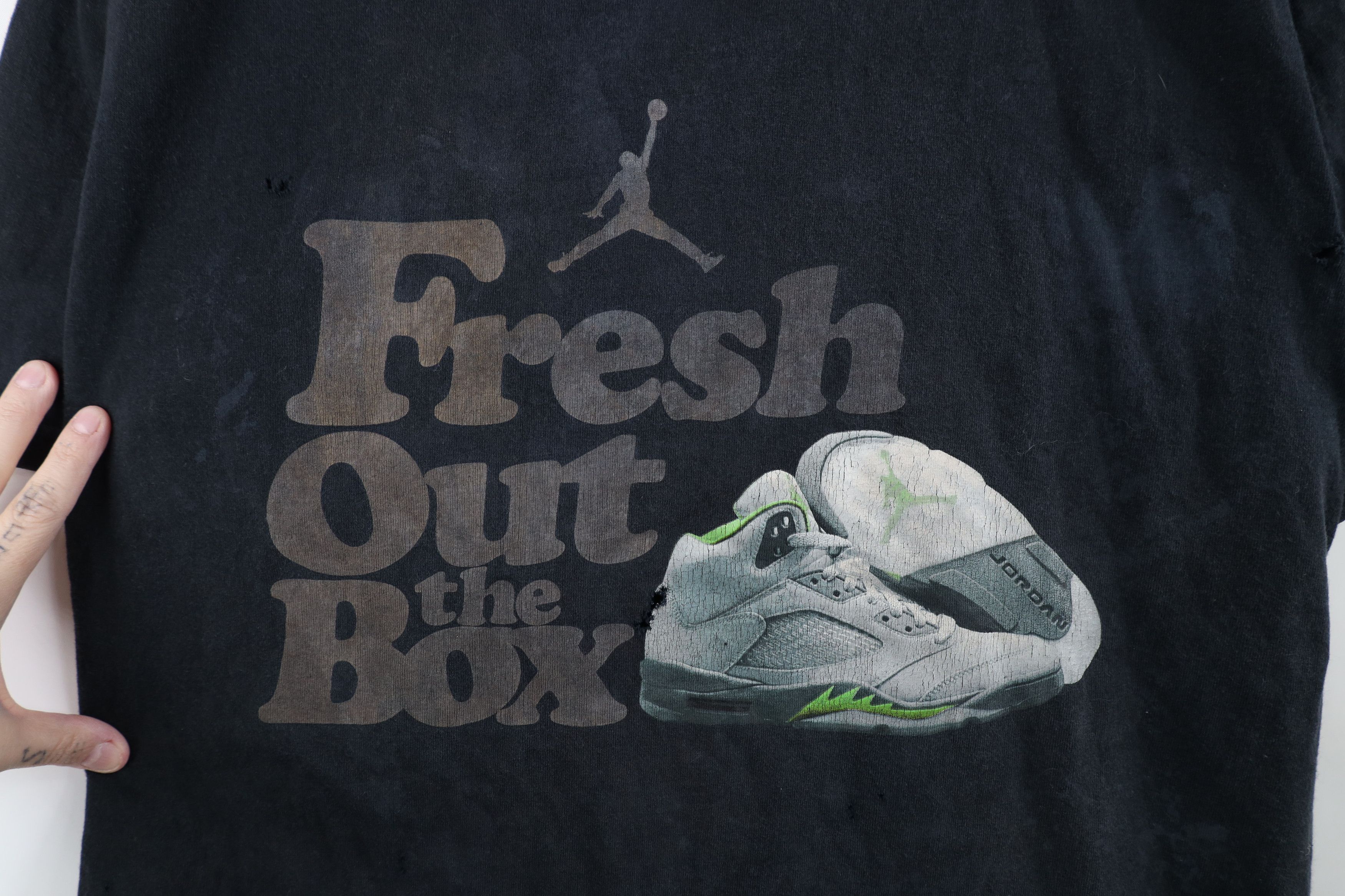 Nike Vintage Nike Air Jordan Jordan 5s Fresh Out The Box T-Shirt Size US XL / EU 56 / 4 - 4 Thumbnail