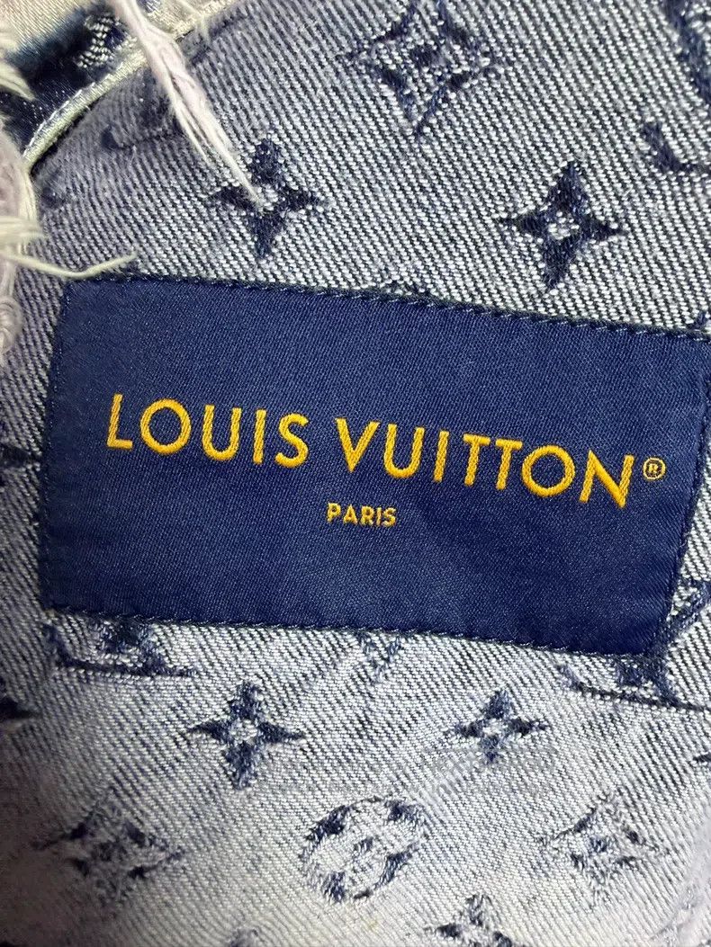 Louis Vuitton Louis Vuitton Purple full print logo to make old tassels d Size US M / EU 48-50 / 2 - 3 Thumbnail