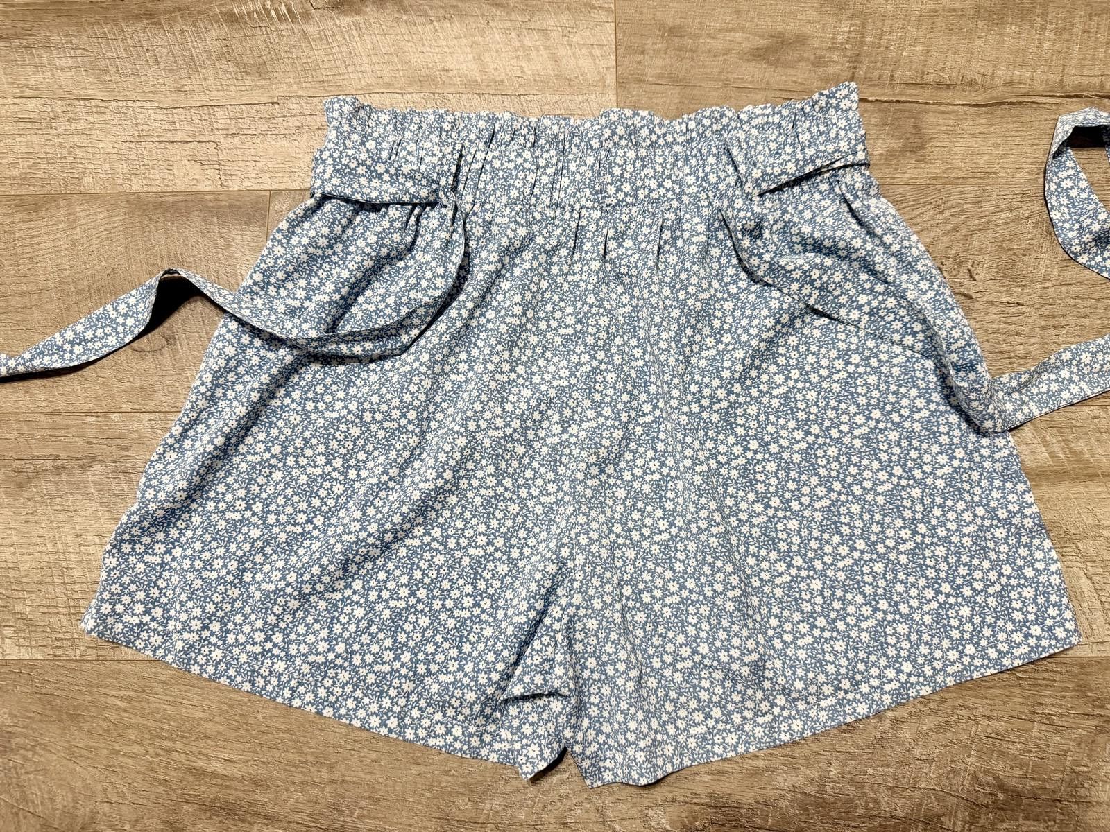 Shein Shein Women's Paperbag Shorts Size 40" / US 18 - 4 Thumbnail