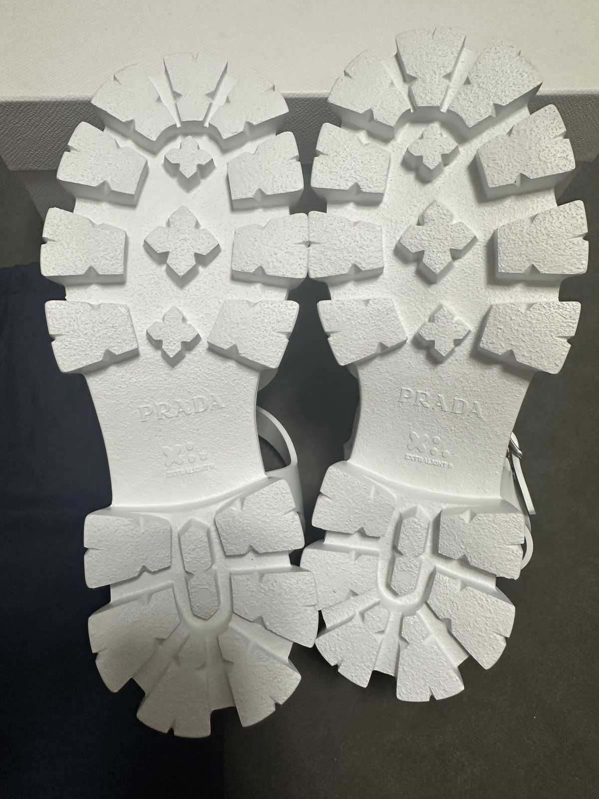 Prada Prada sandal Size US 9 / EU 42 - 7 Thumbnail