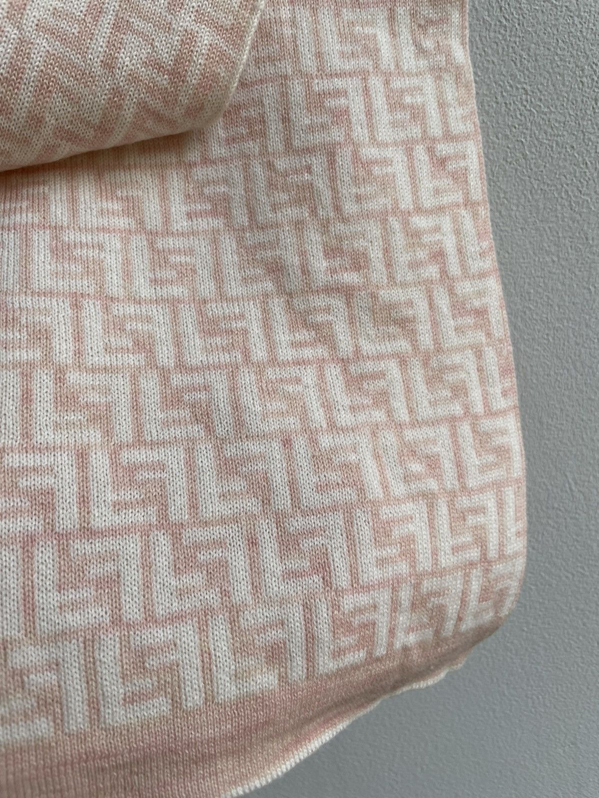 Fendi Fendi Monogram FF Double Sided Wool Pink Unisex Scarf Size ONE SIZE - 20 Thumbnail