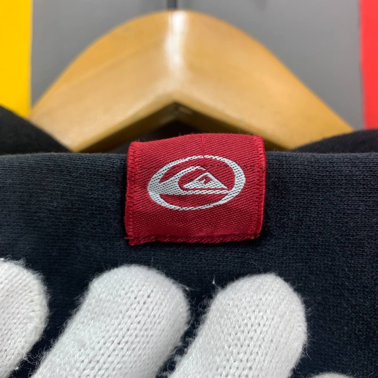 Quiksilver × Vintage Vintage QUIKSILVER Japan Hoodie Pullover #2472/AM Size US M / EU 48-50 / 2 - 15 Thumbnail