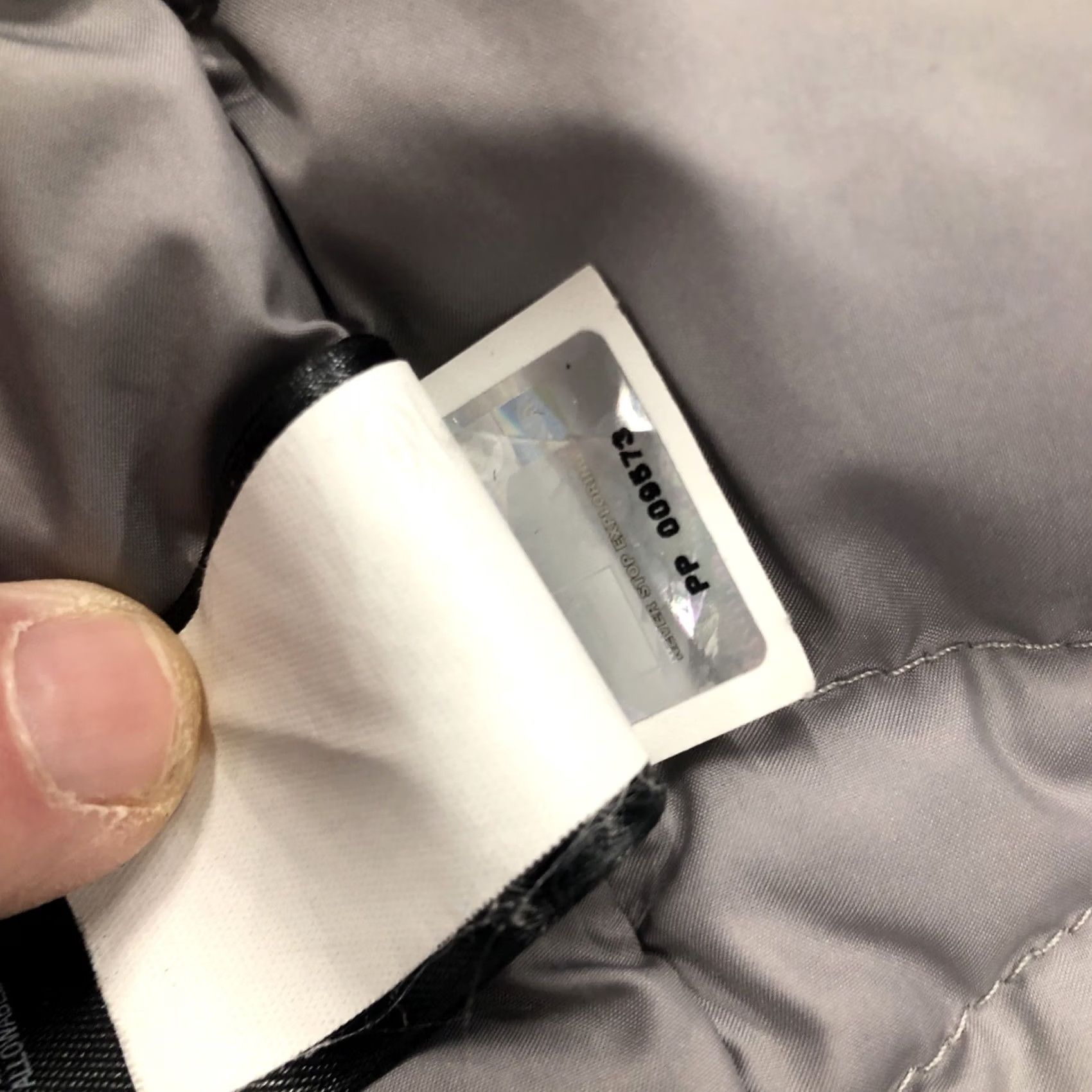 The North Face VINTAGE The North Face Down Puffer Vest Women's XL Silver Gray Full Zip Quilted 550 Jacket Size XL / US 12-14 / IT 48-50 - 7 Thumbnail