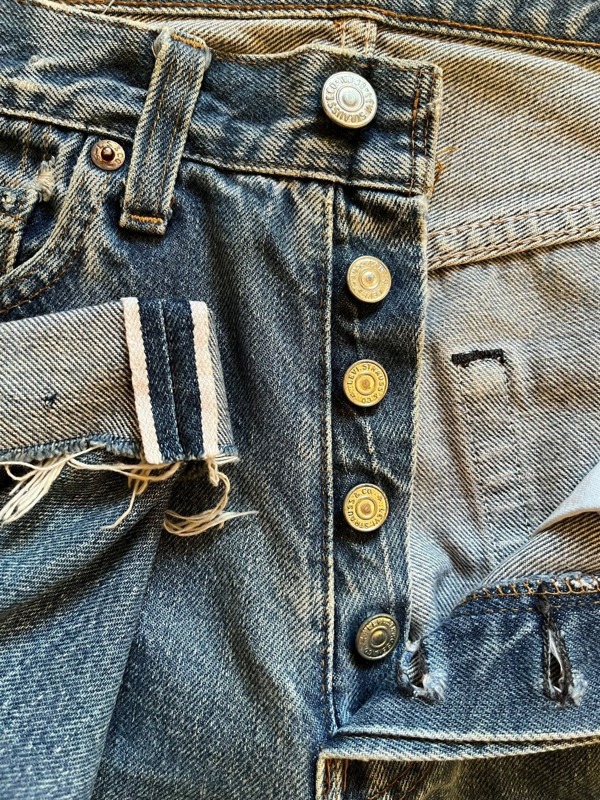 Levi's Vintage 70s Levis 501 Selvedge 524 Loose Jean Shorts Jorts Size US 29 - 5 Thumbnail