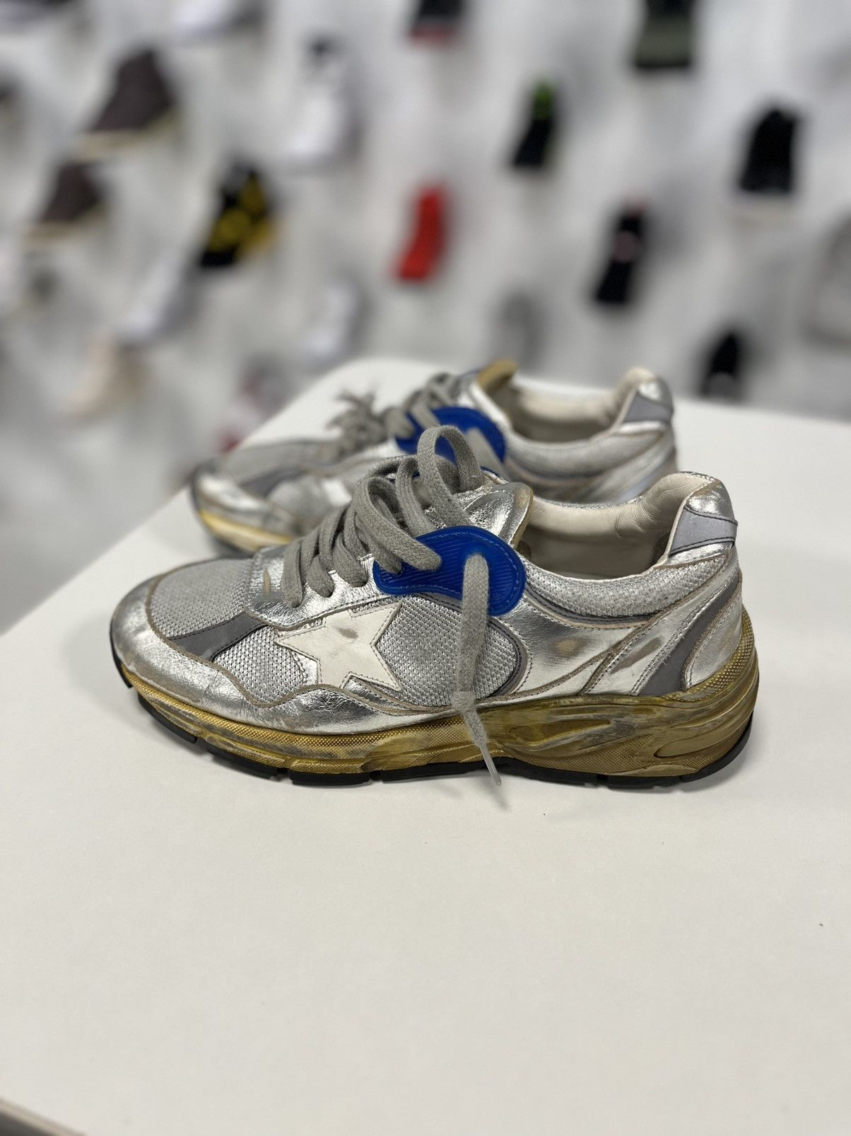 Golden Goose Men's Dad-Star in silver laminated leather Size US 6 / IT 36 - 4 Thumbnail