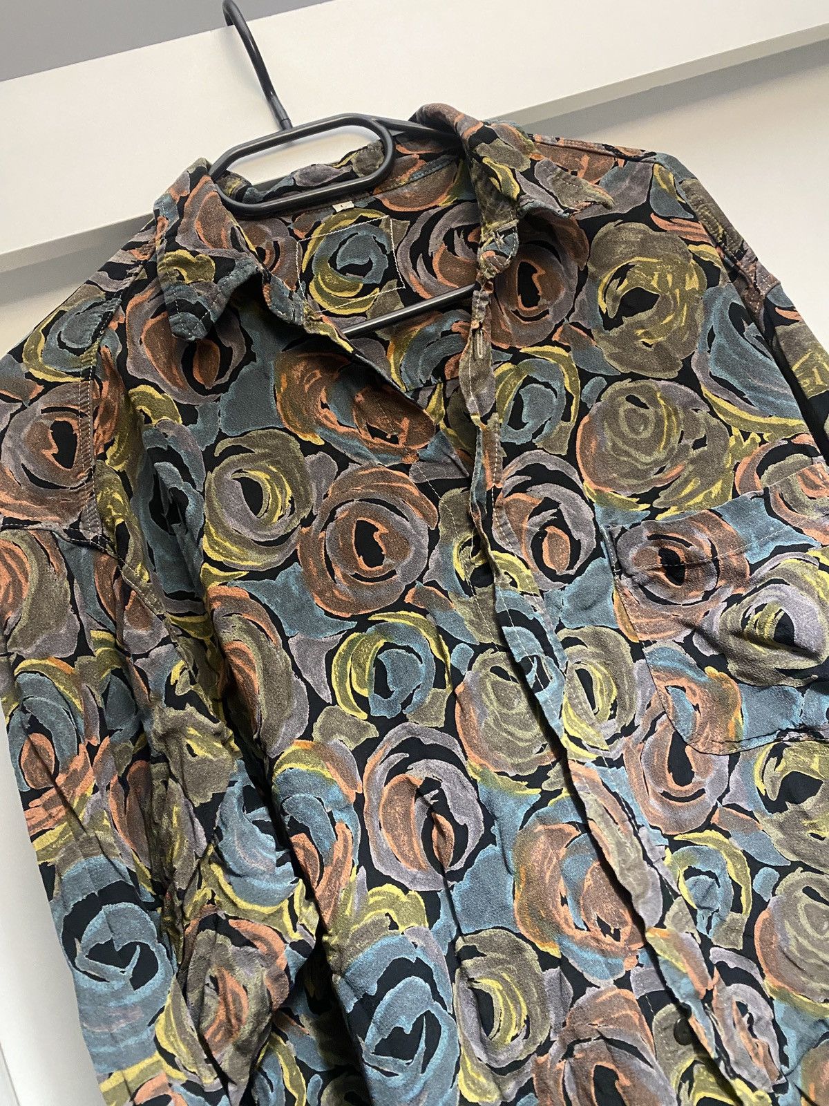 Vintage Vintage abstract roses viscose shirt button up Size US L / EU 52-54 / 3 - 4 Thumbnail