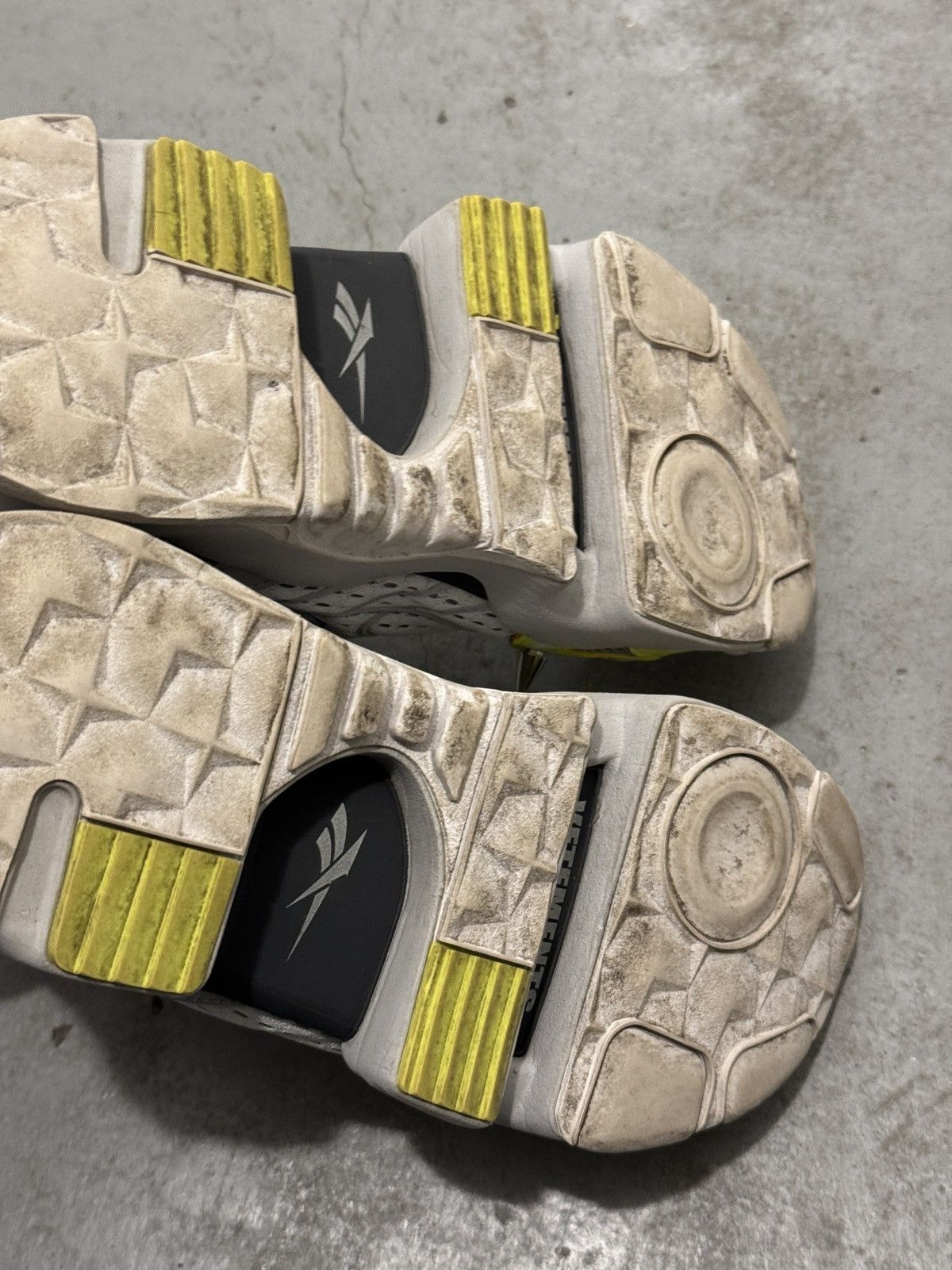 Reebok × Vetements *RARE* VETEMENTS DEMNA RUNWAY REEBOK SPIKE RUNNERS SNEAKERS Size US 8 / EU 41 - 17 Thumbnail